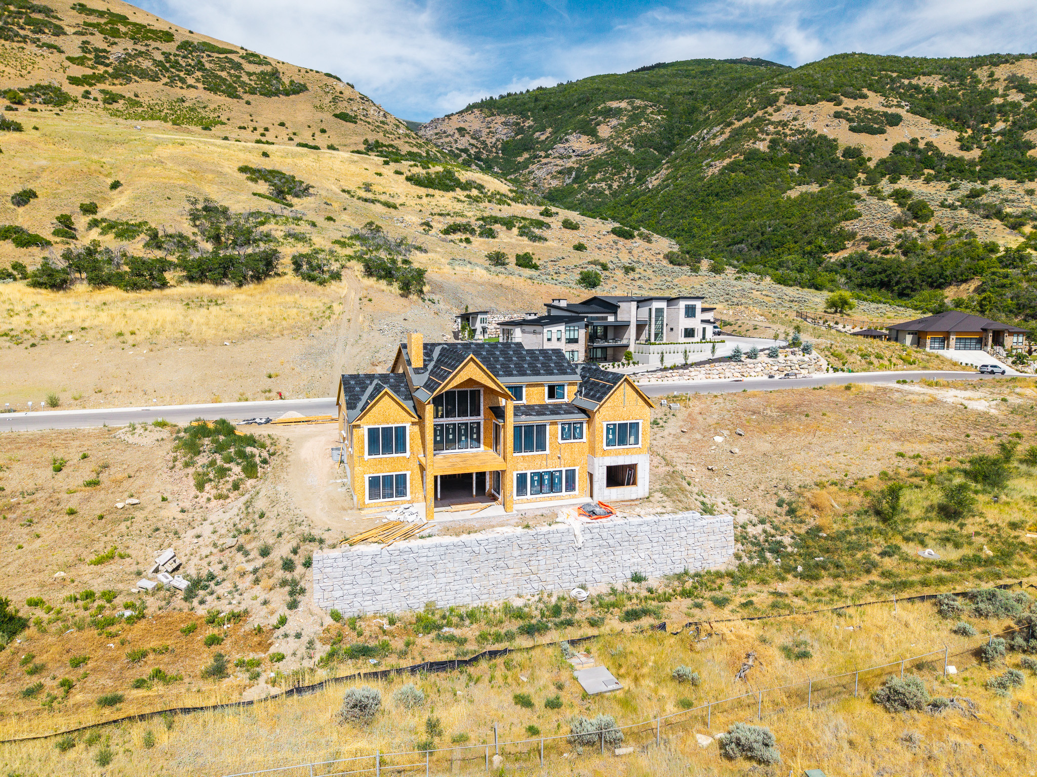 main property photo 14