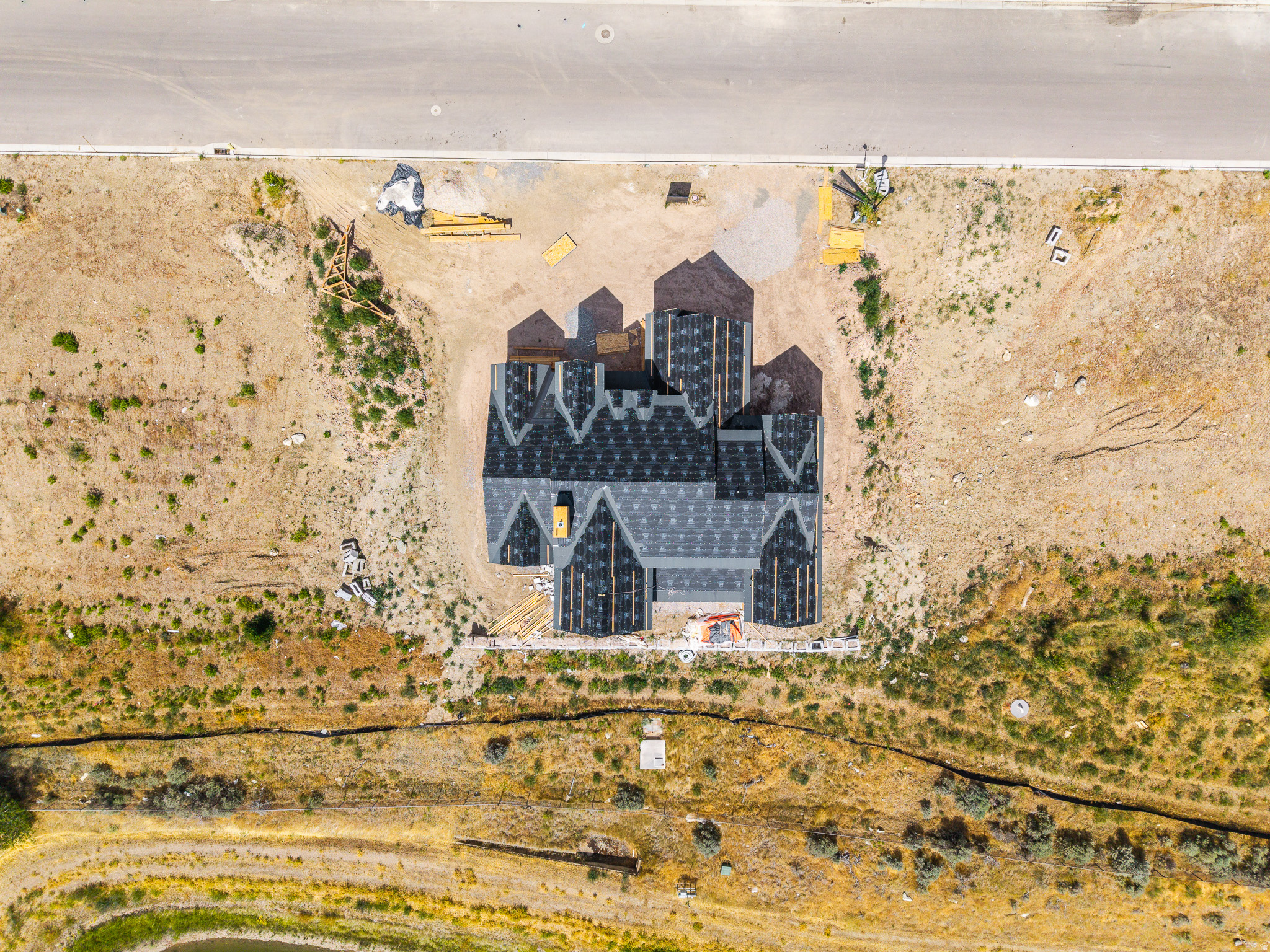 main property photo 20