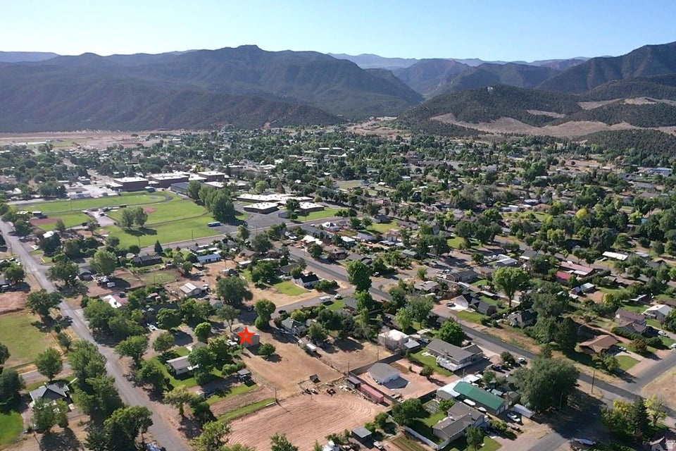 main property photo 18