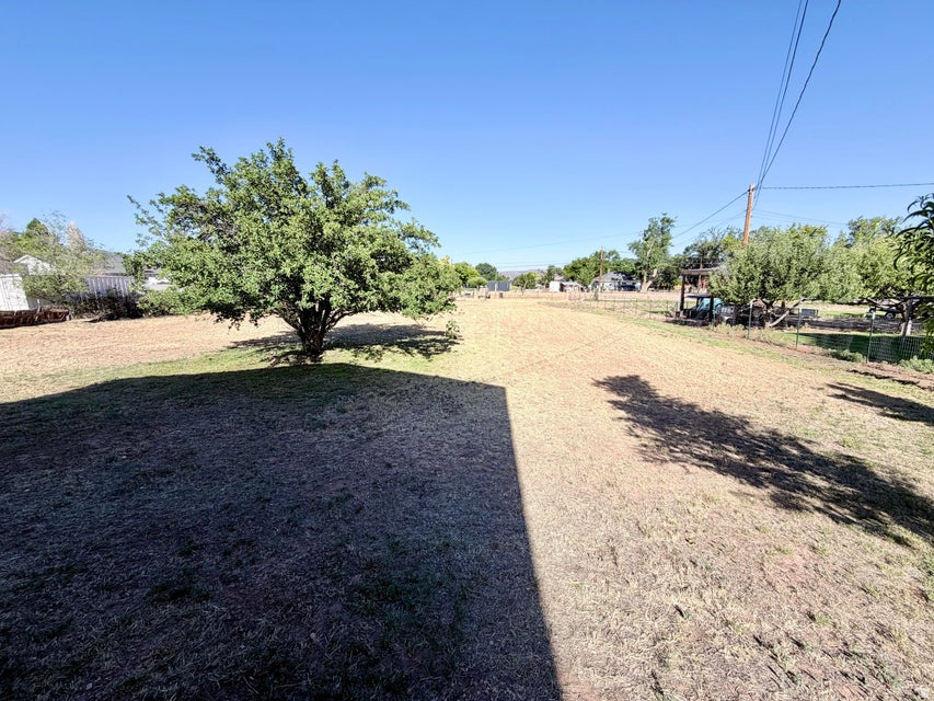 main property photo 27
