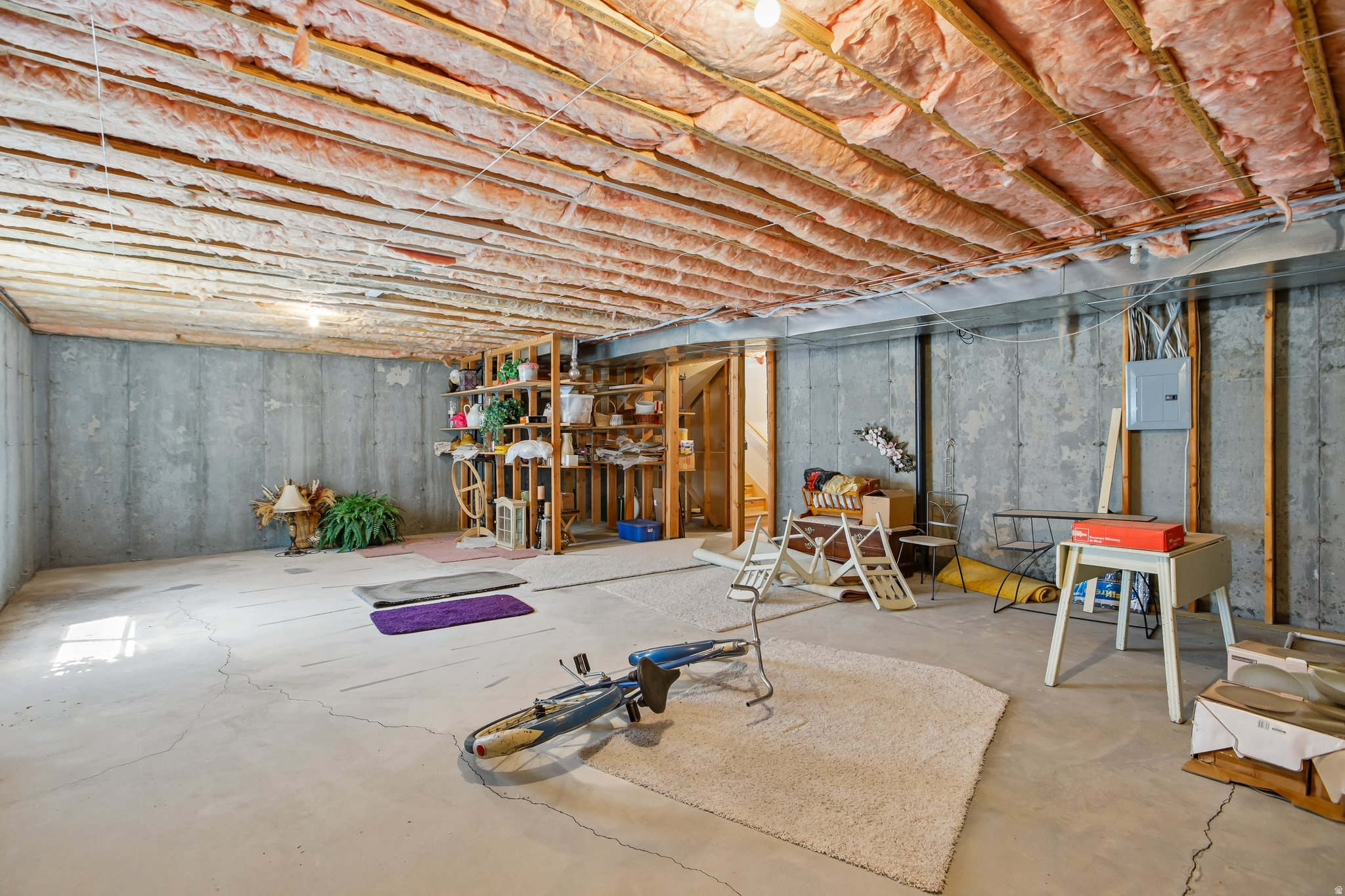 main property photo 32