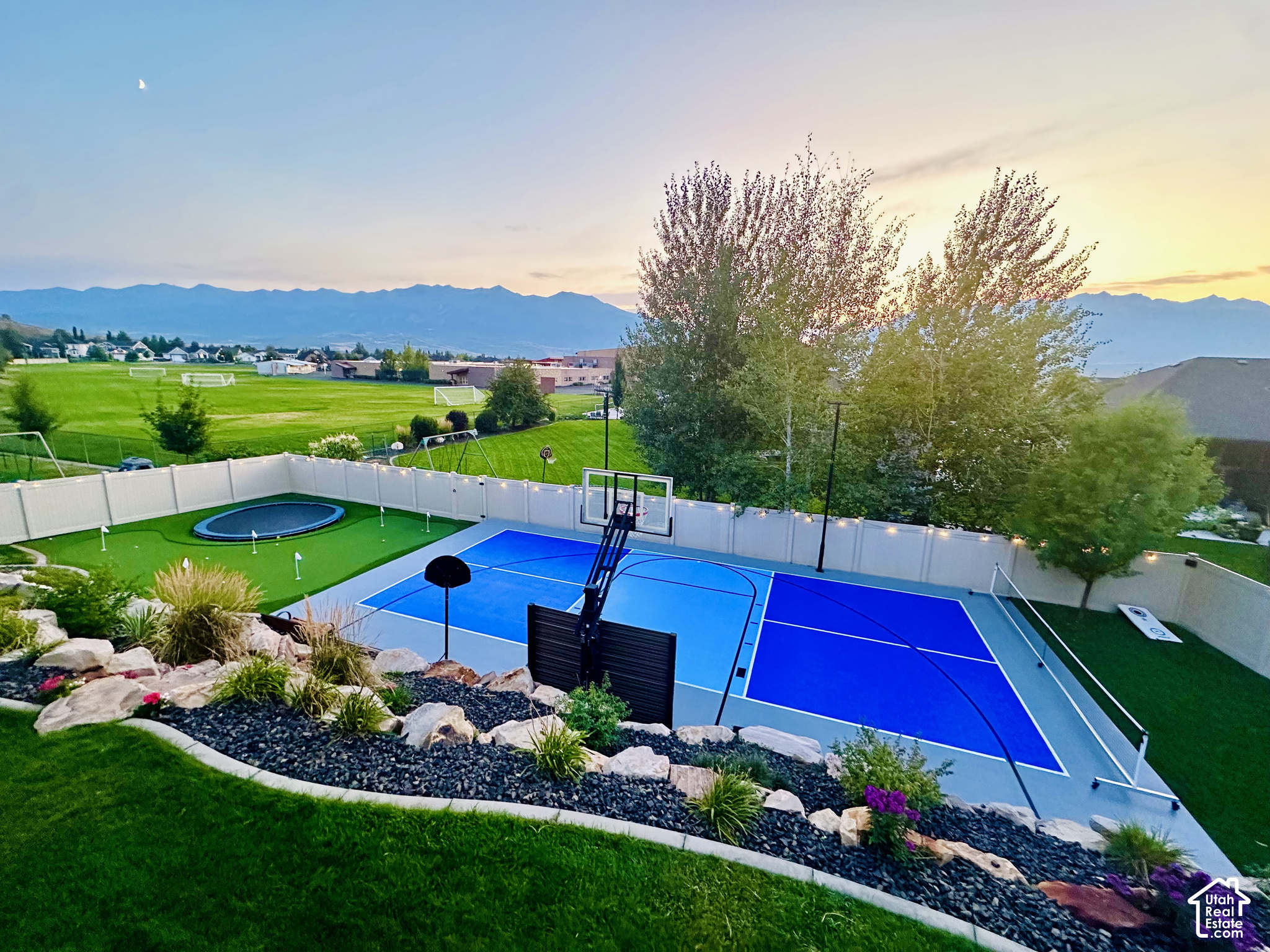 main property photo 44