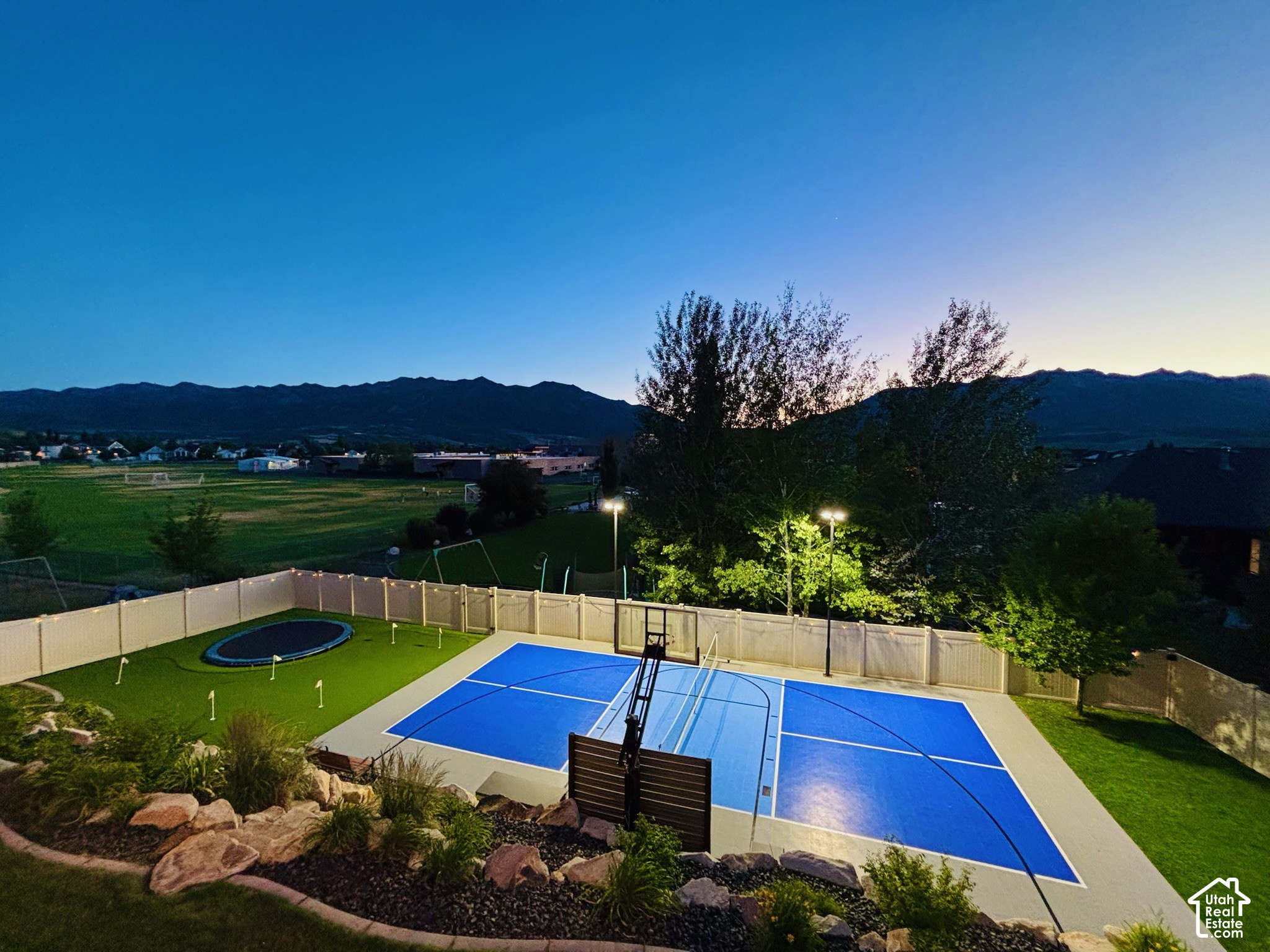 main property photo 45