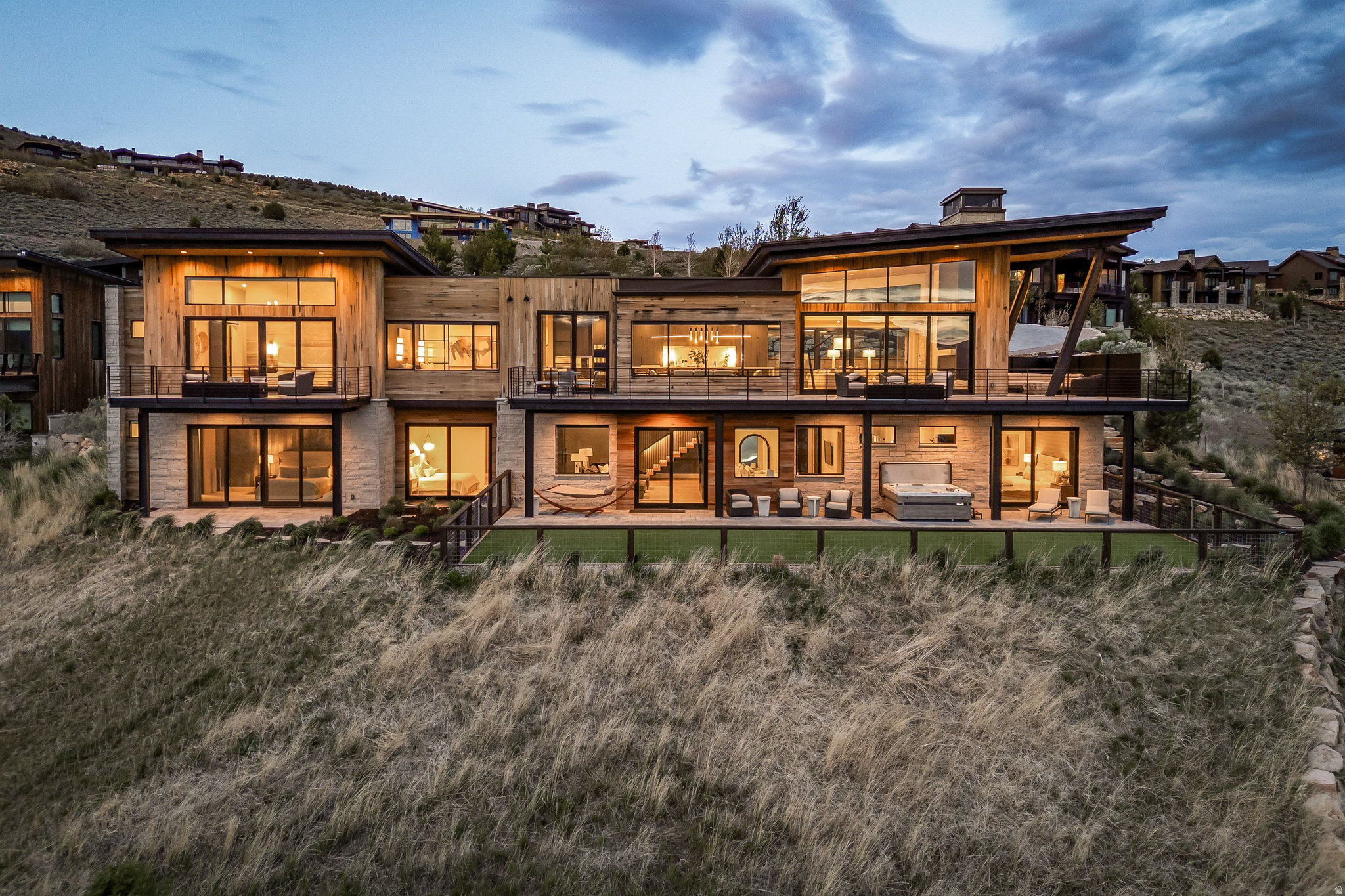 main property photo 45
