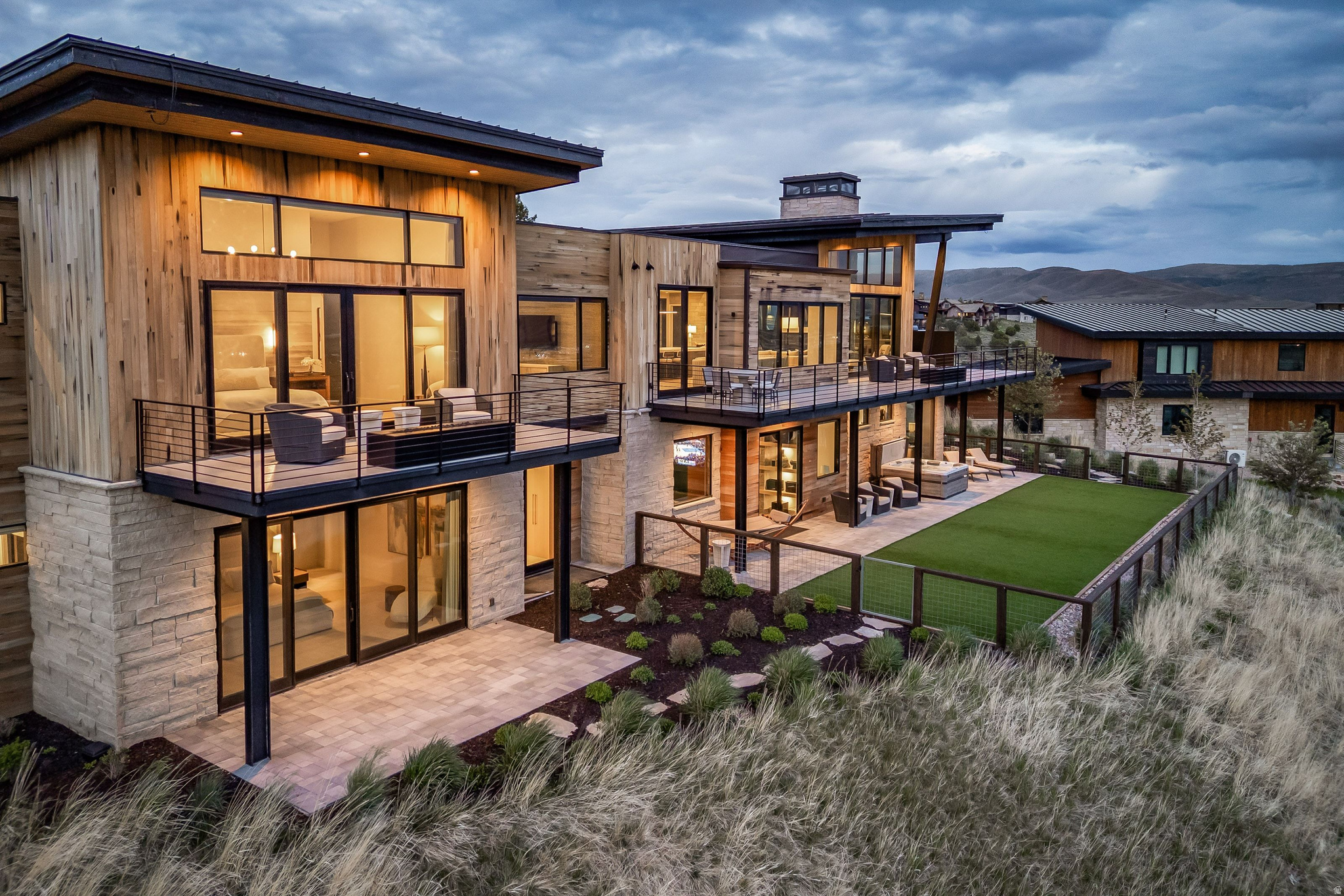 main property photo 46
