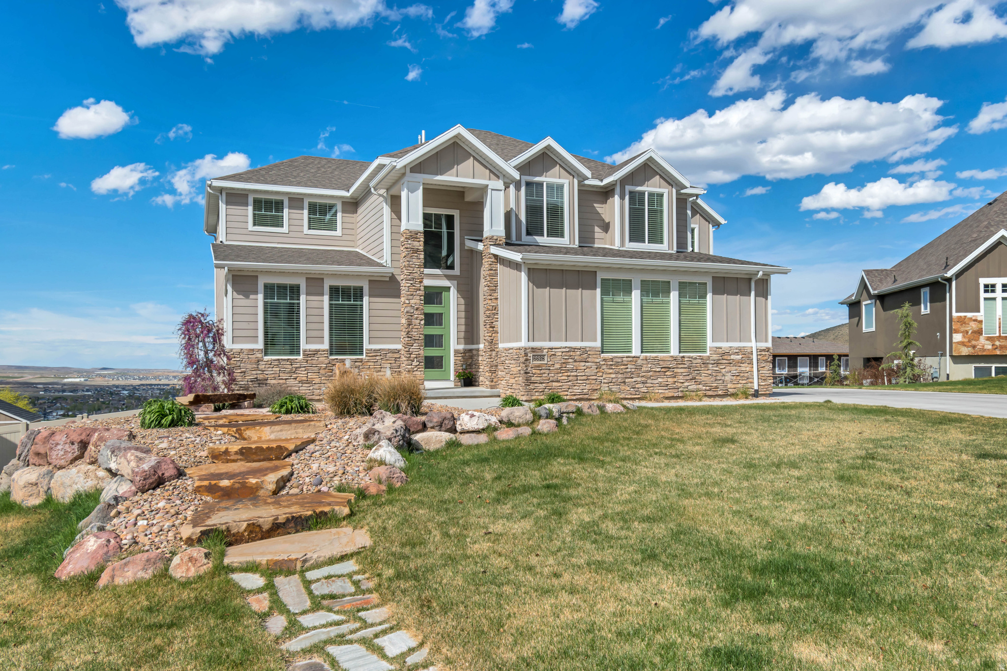 main property photo 0