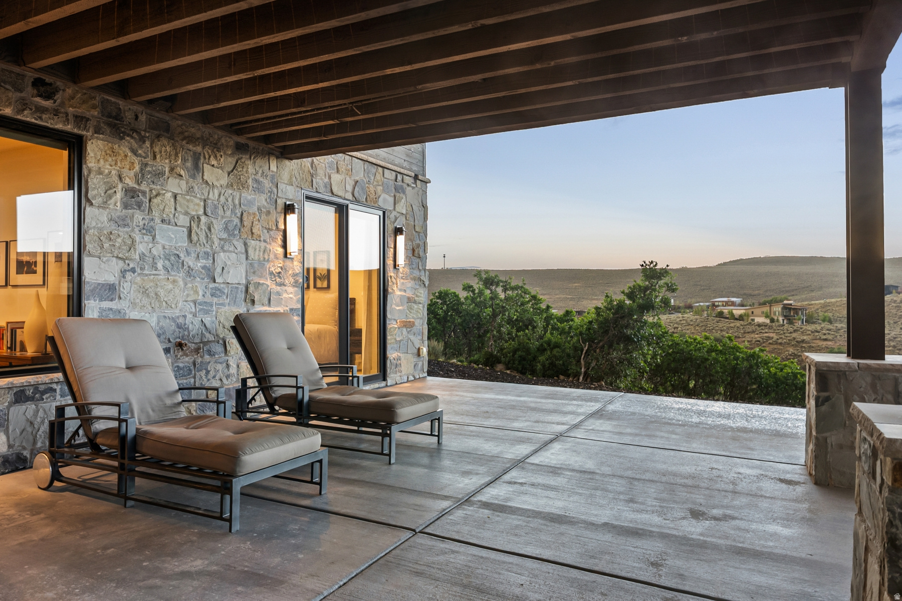 main property photo 65