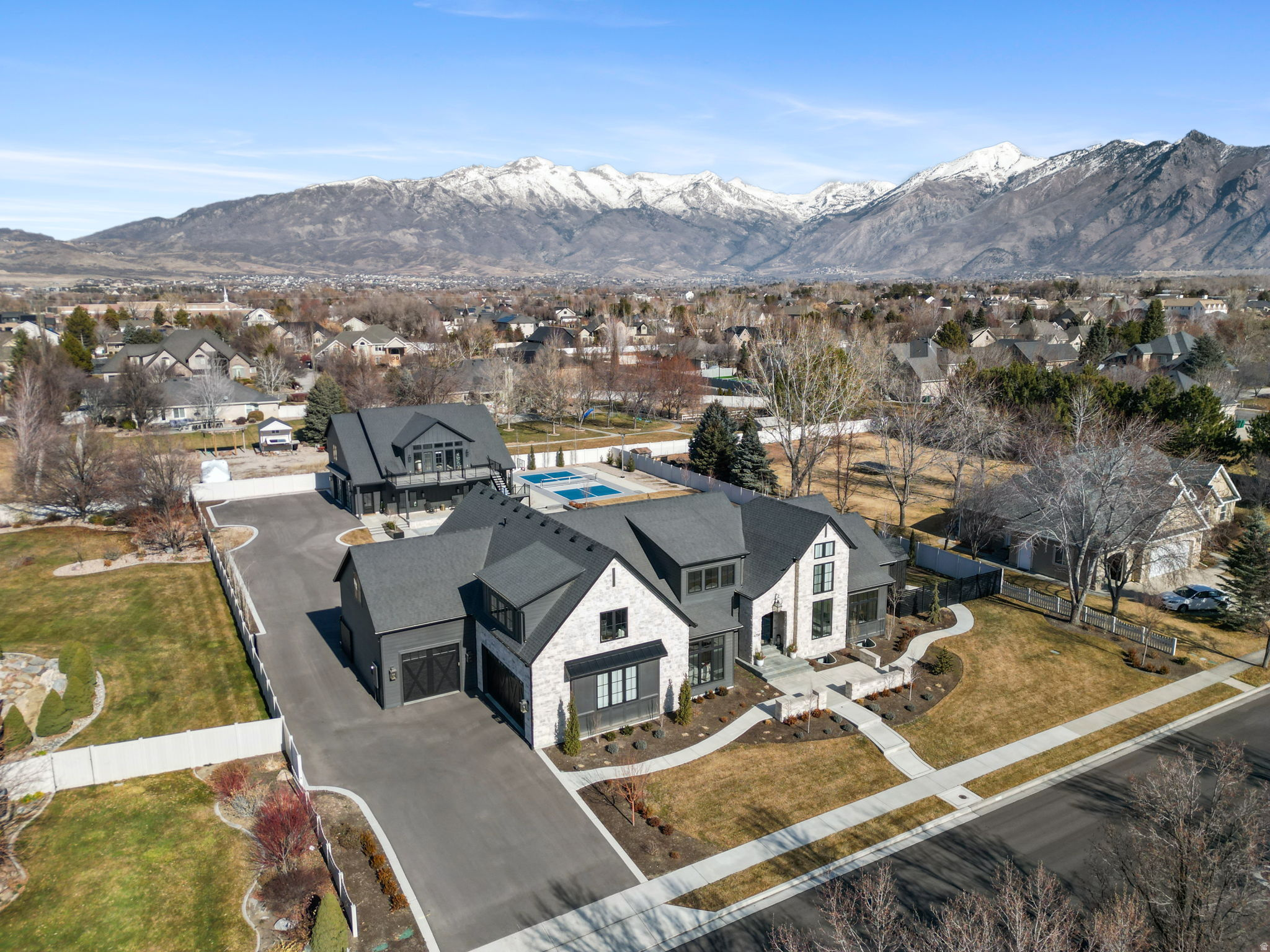 main property photo 70