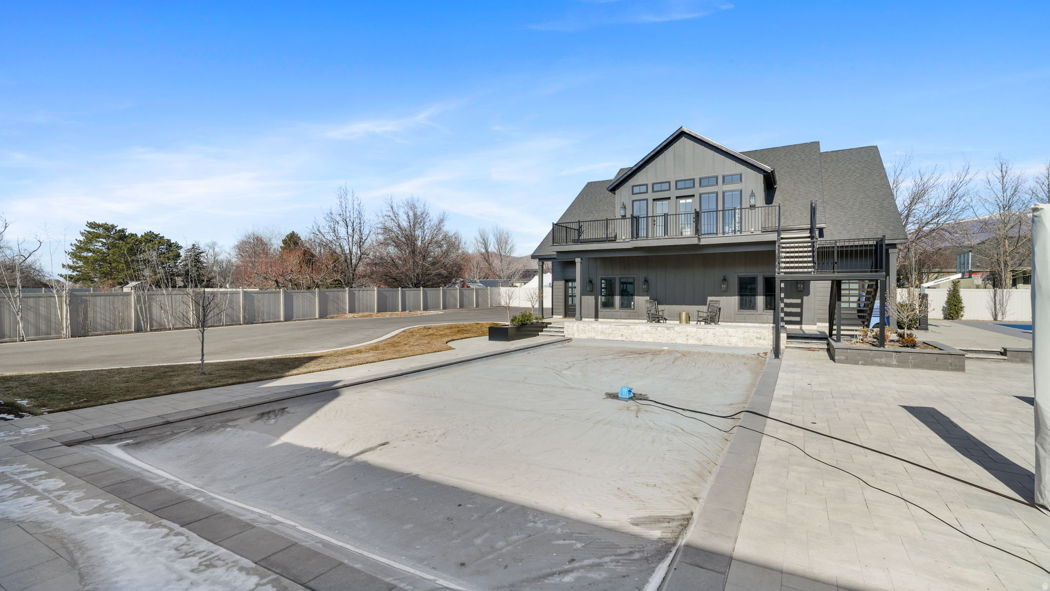 main property photo 77