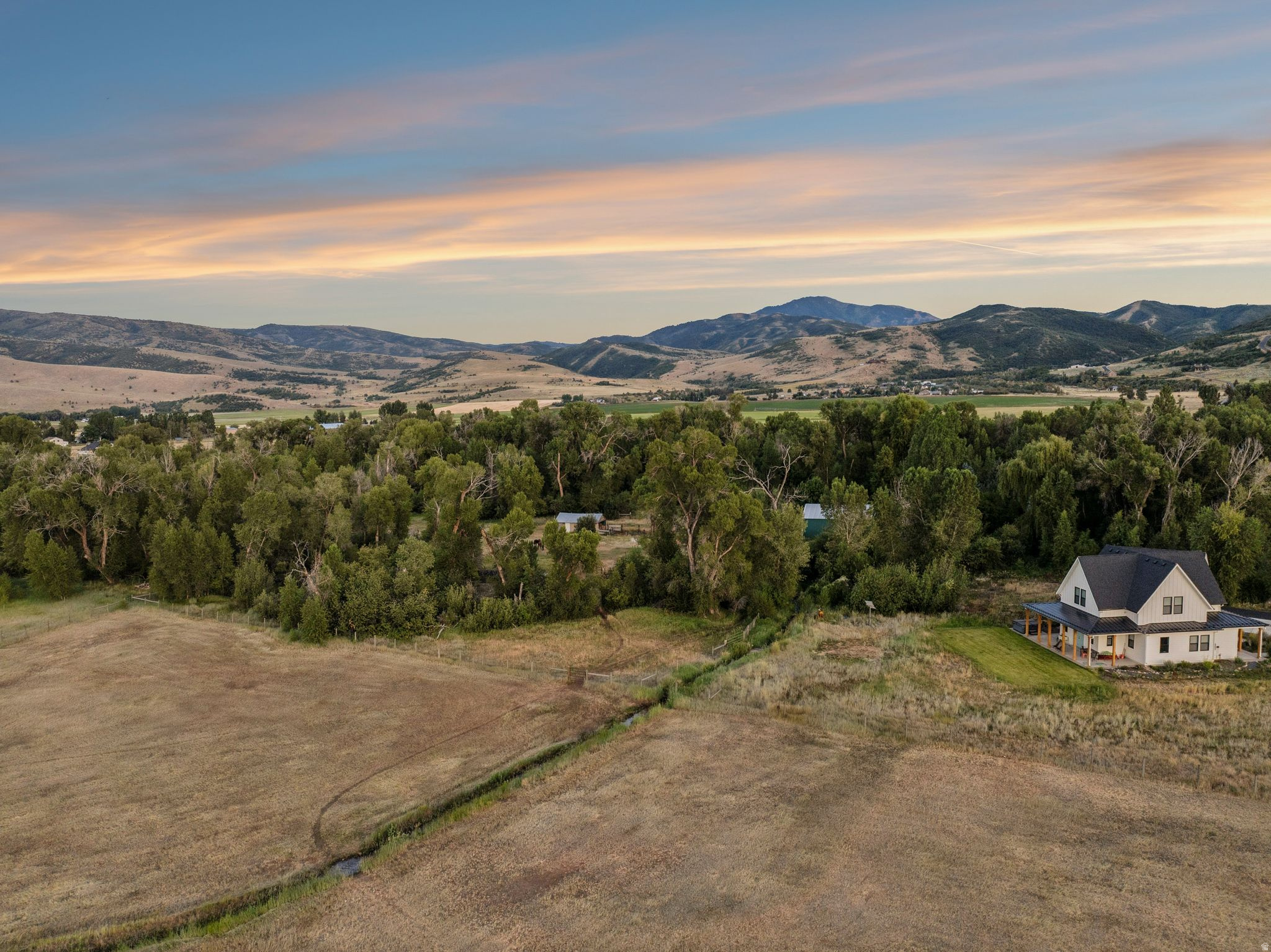 main property photo 15