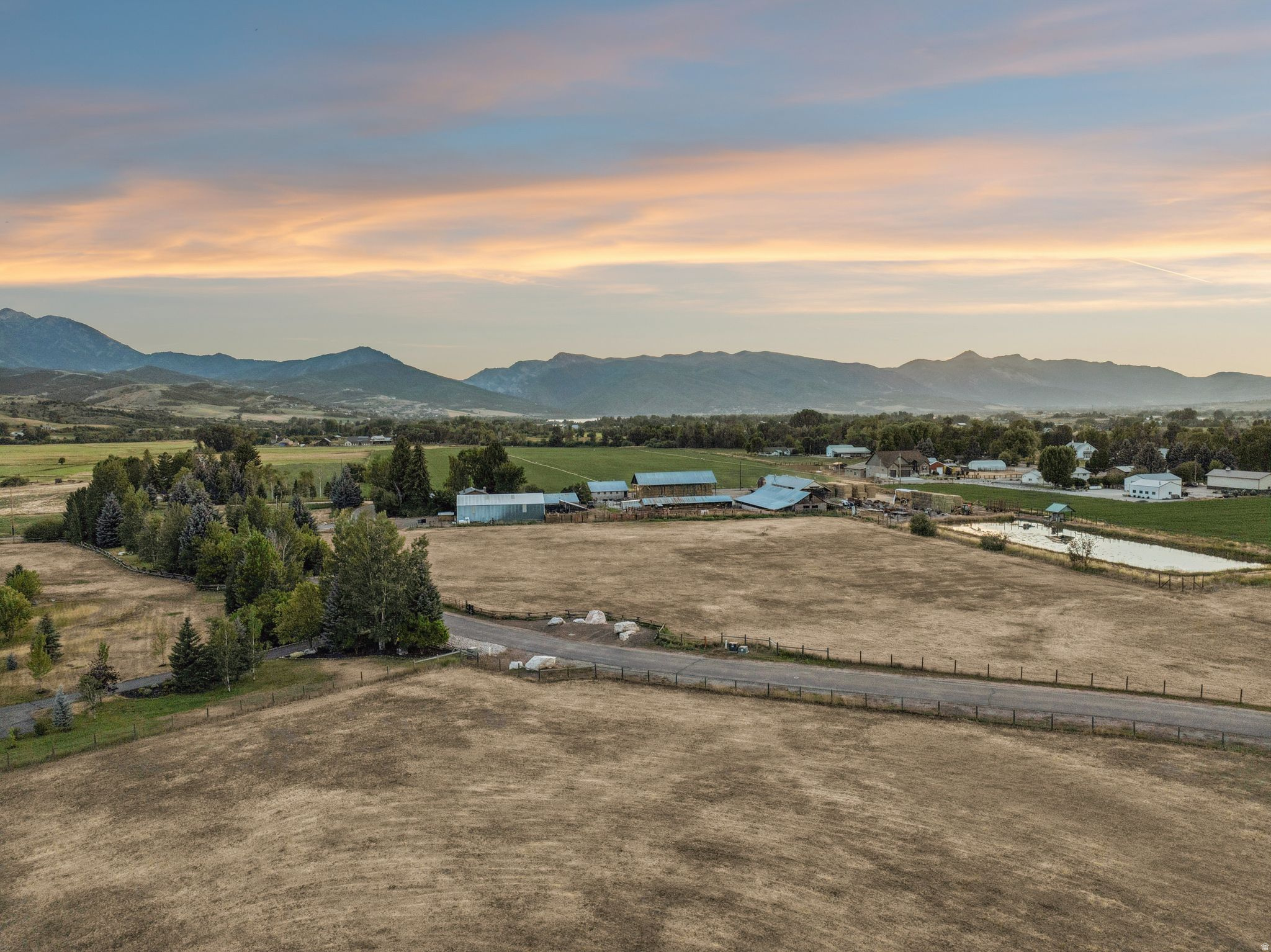 main property photo 17