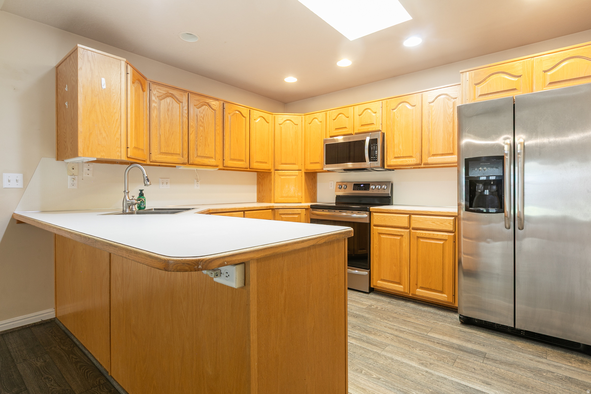 main property photo 9