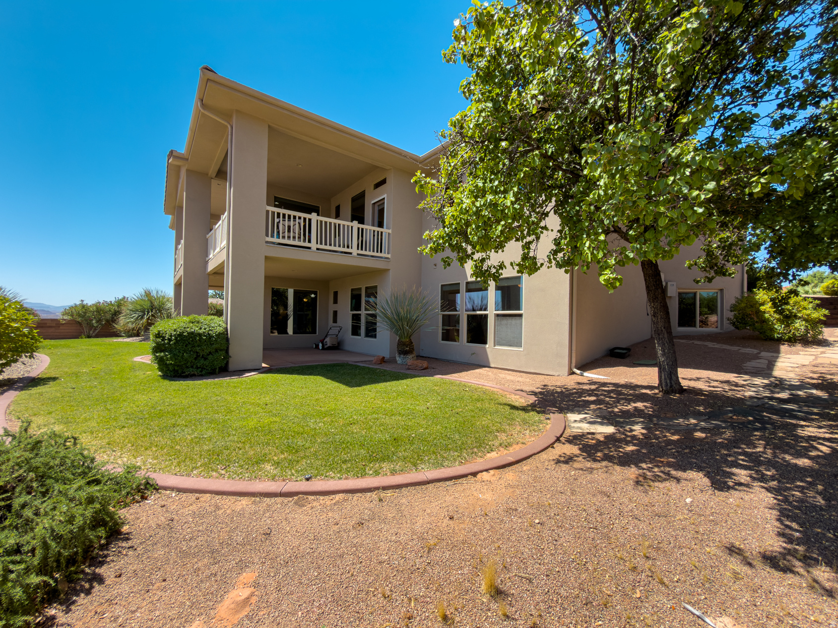 main property photo 74
