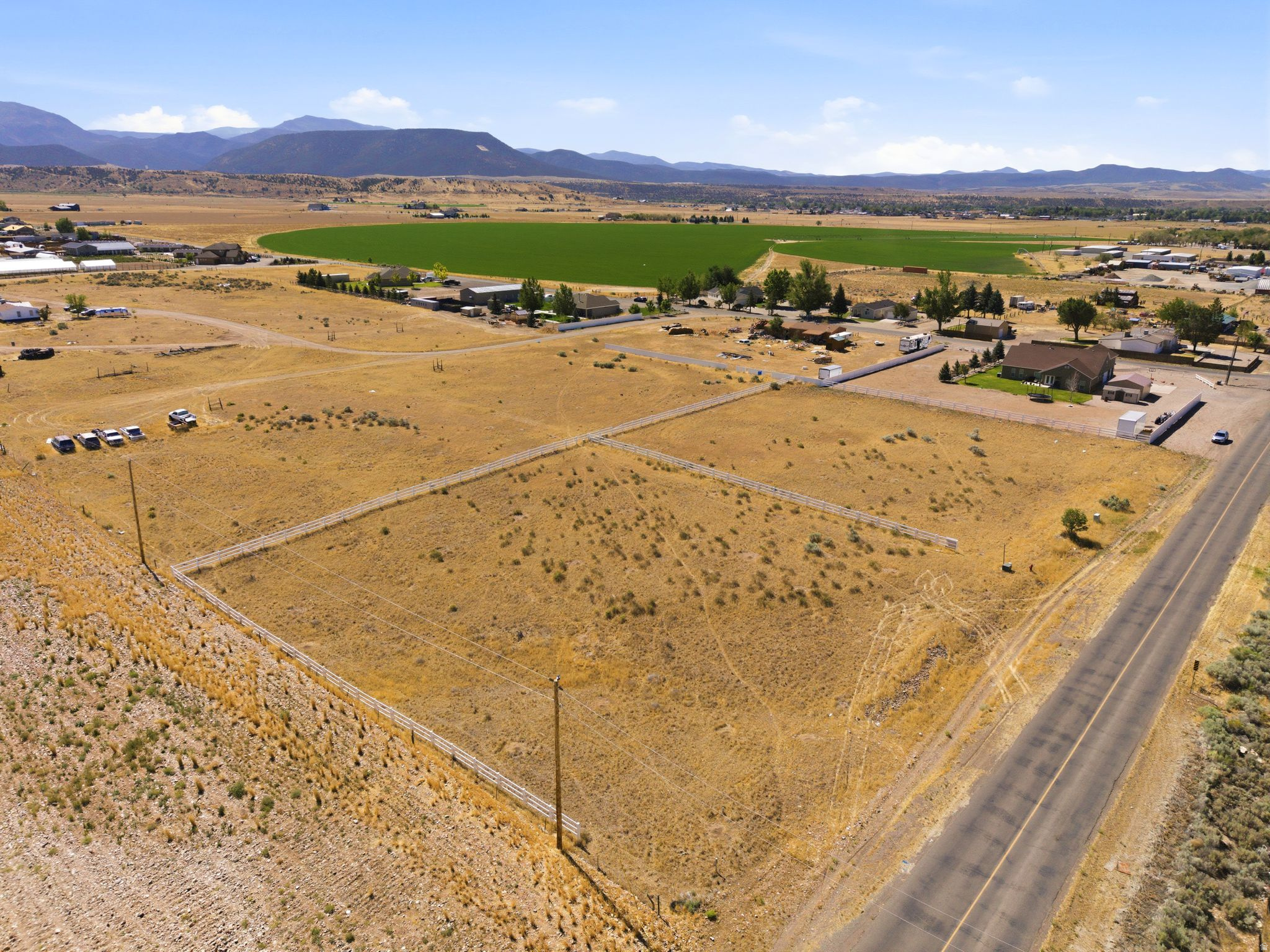 main property photo 5