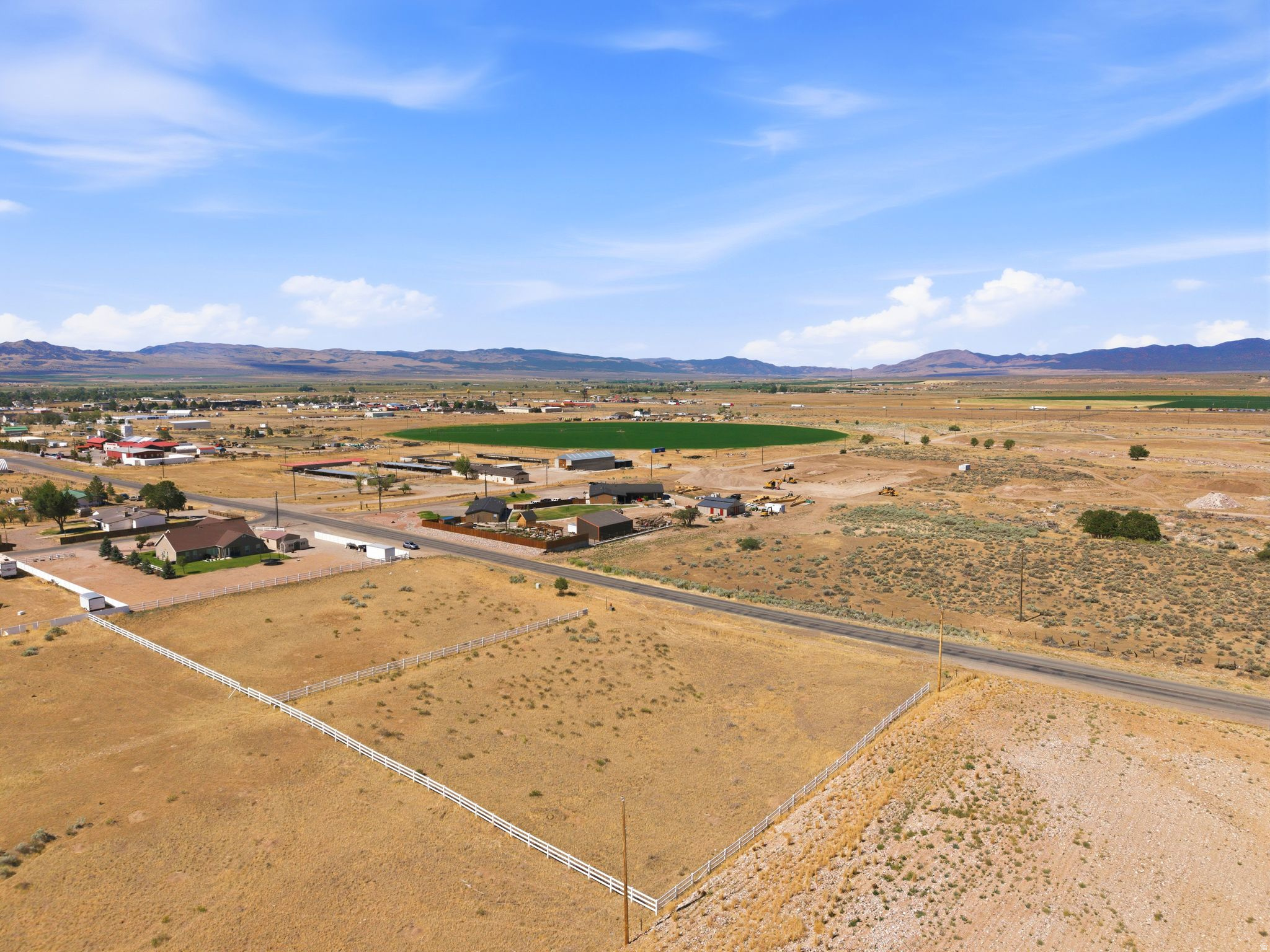 main property photo 6