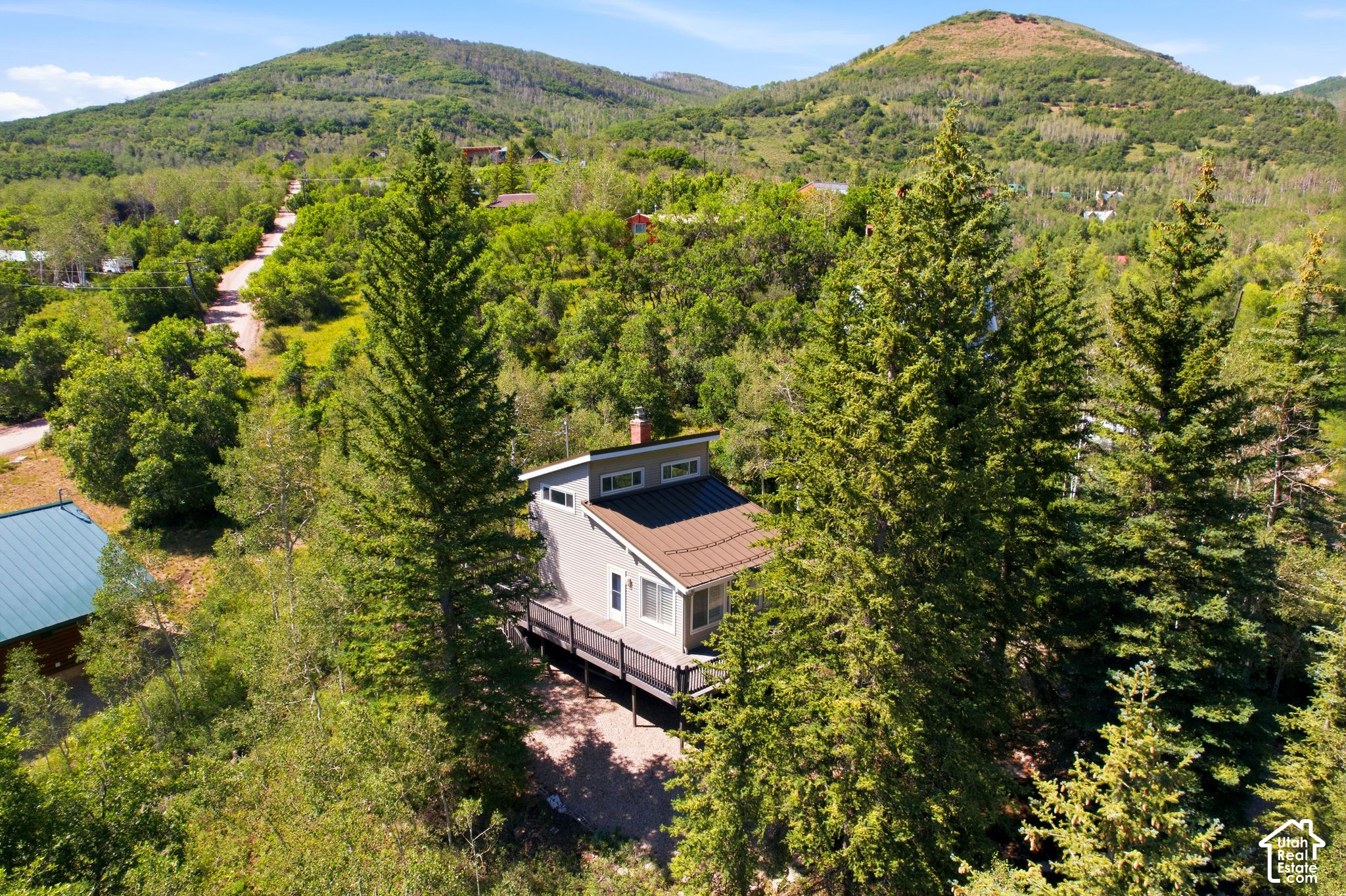 main property photo 30