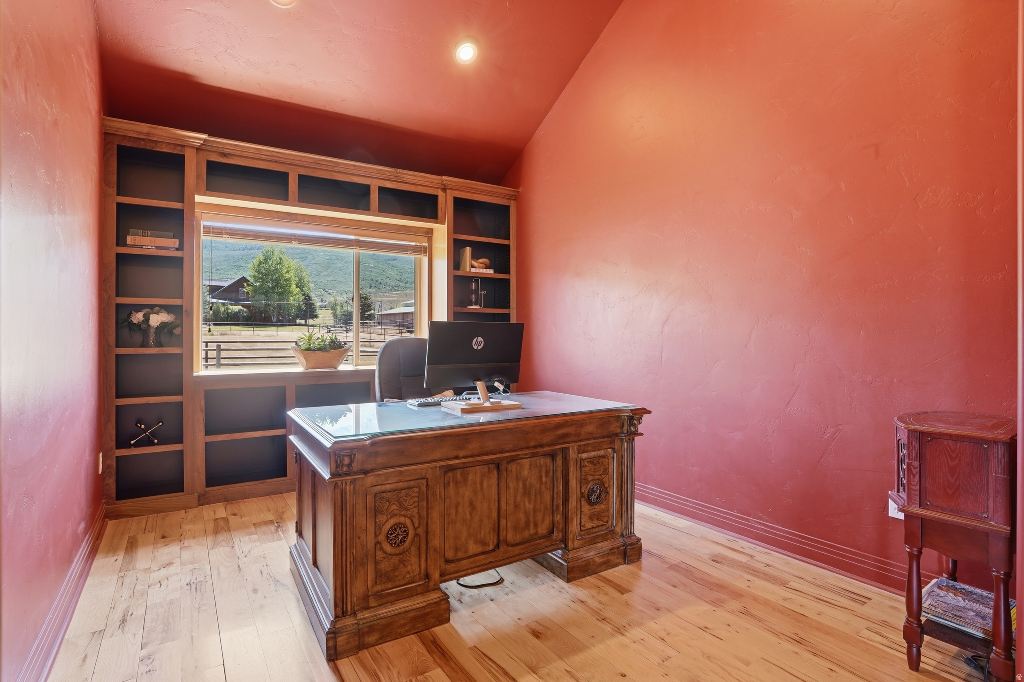 main property photo 17