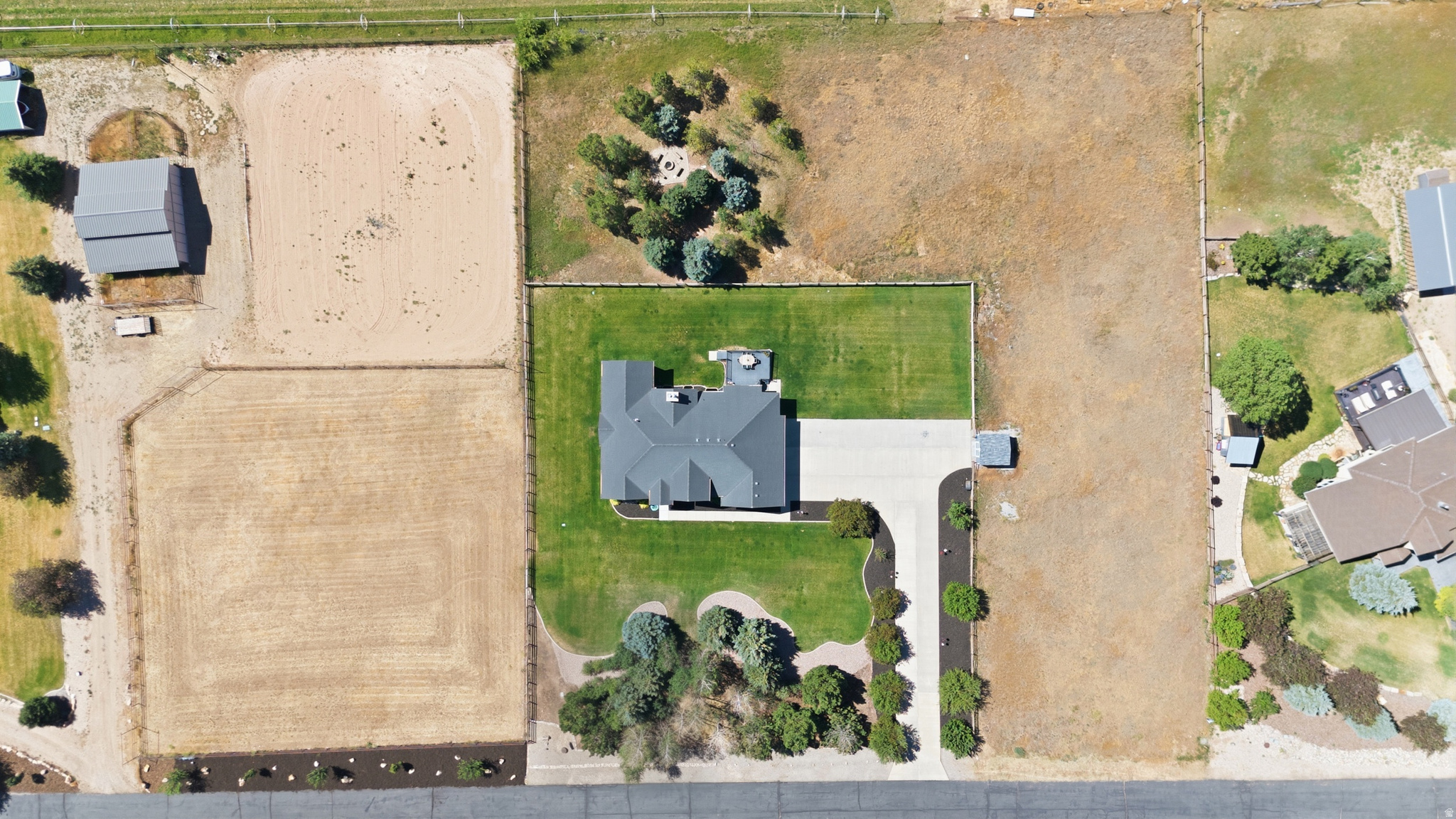 main property photo 43