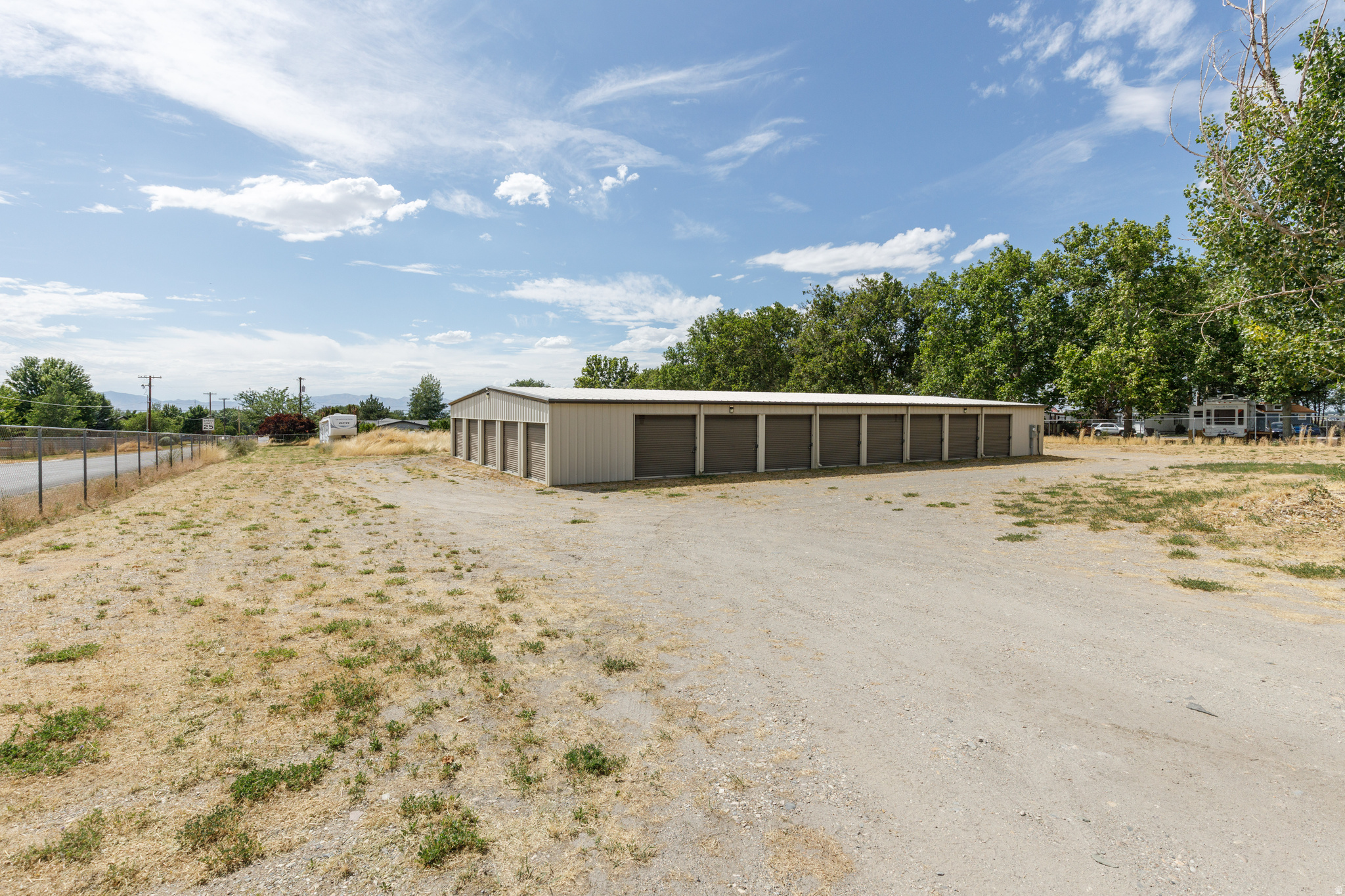 main property photo 39