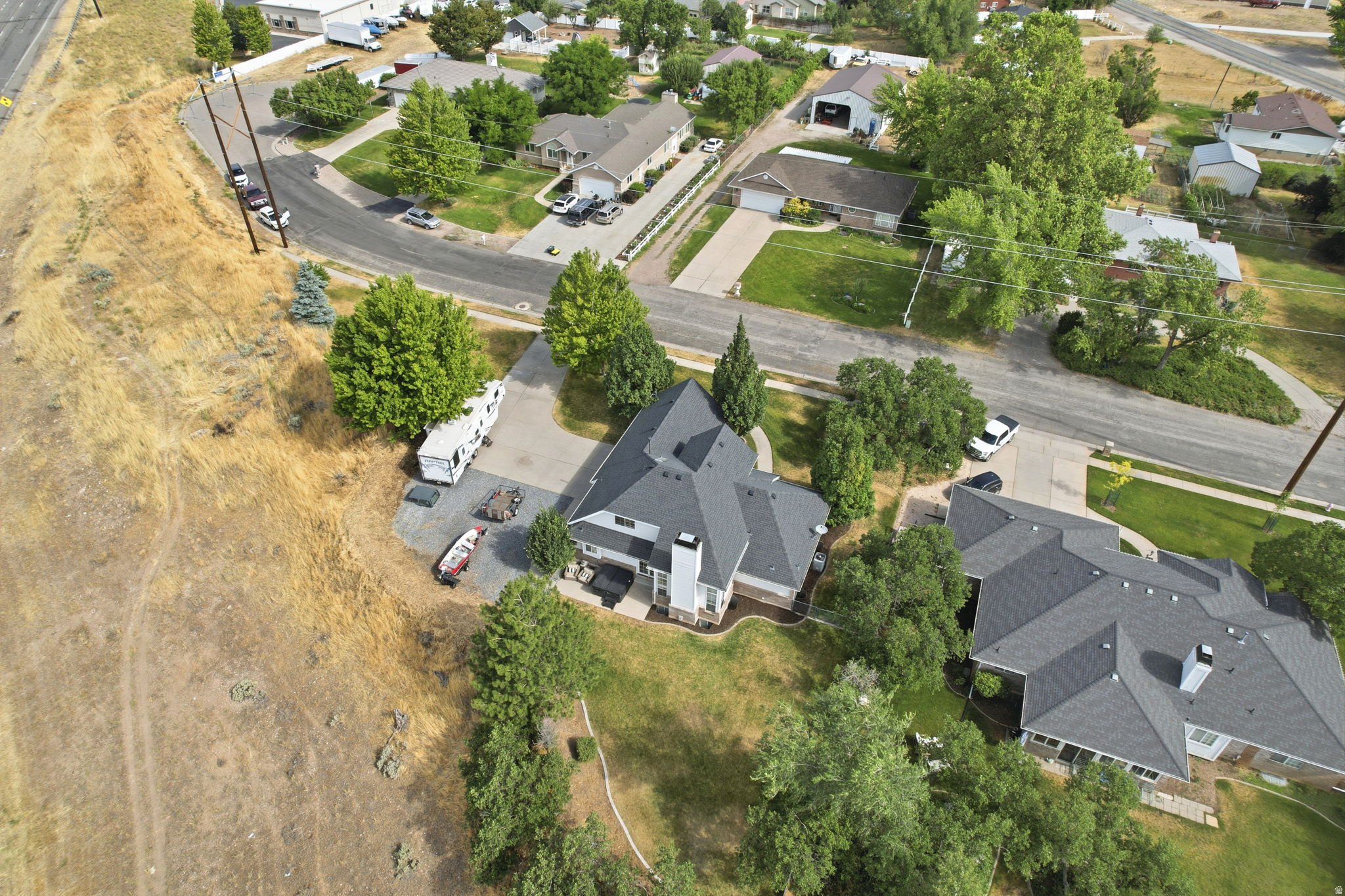 main property photo 44