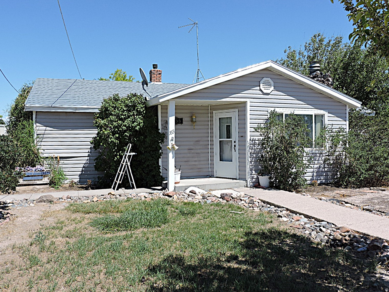 main property photo 15