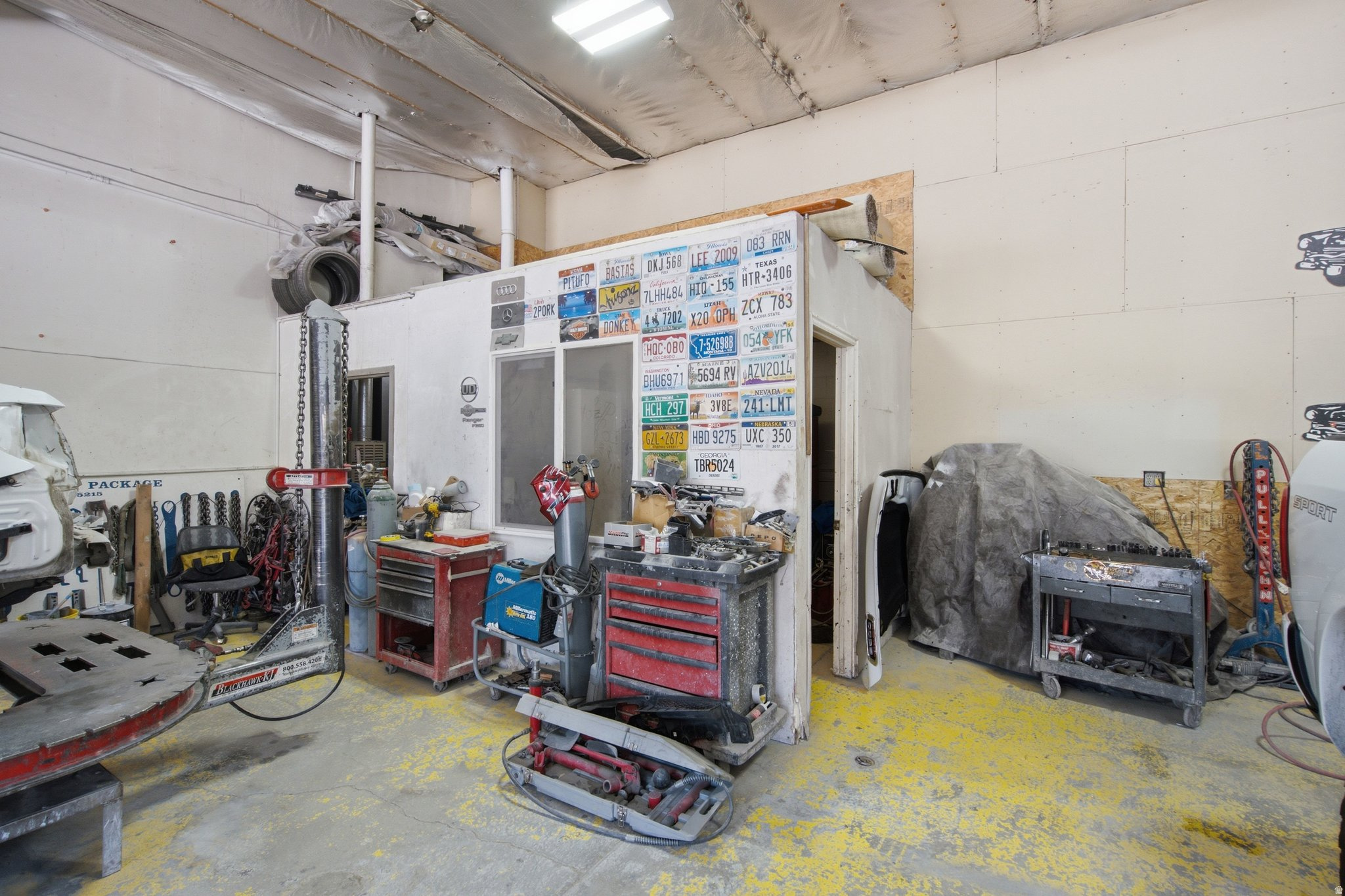 main property photo 16