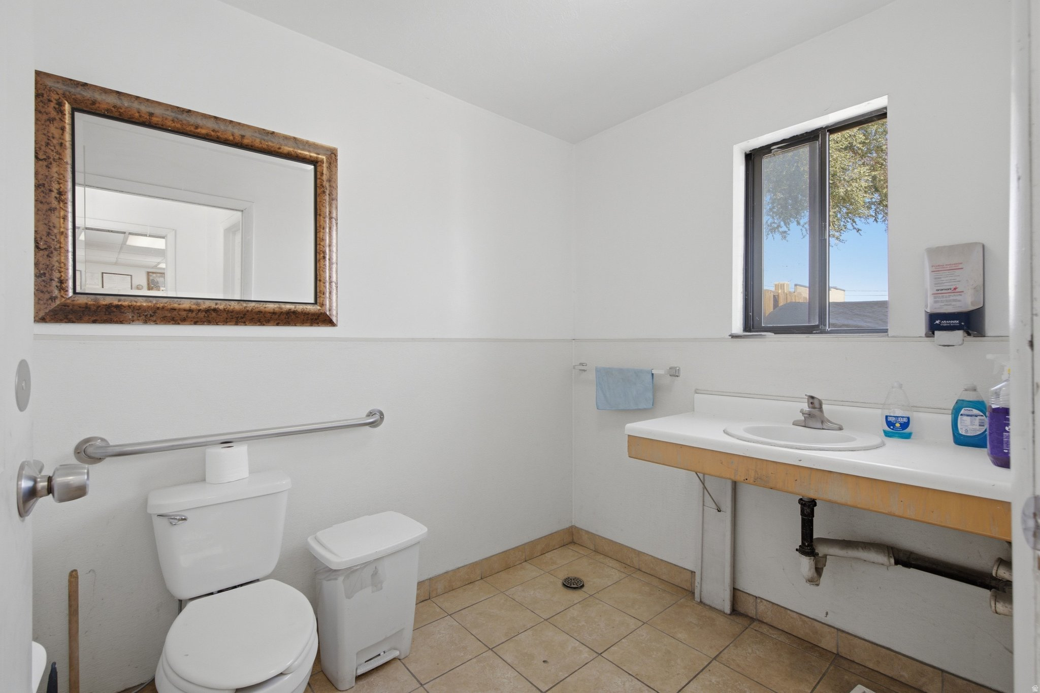 main property photo 47