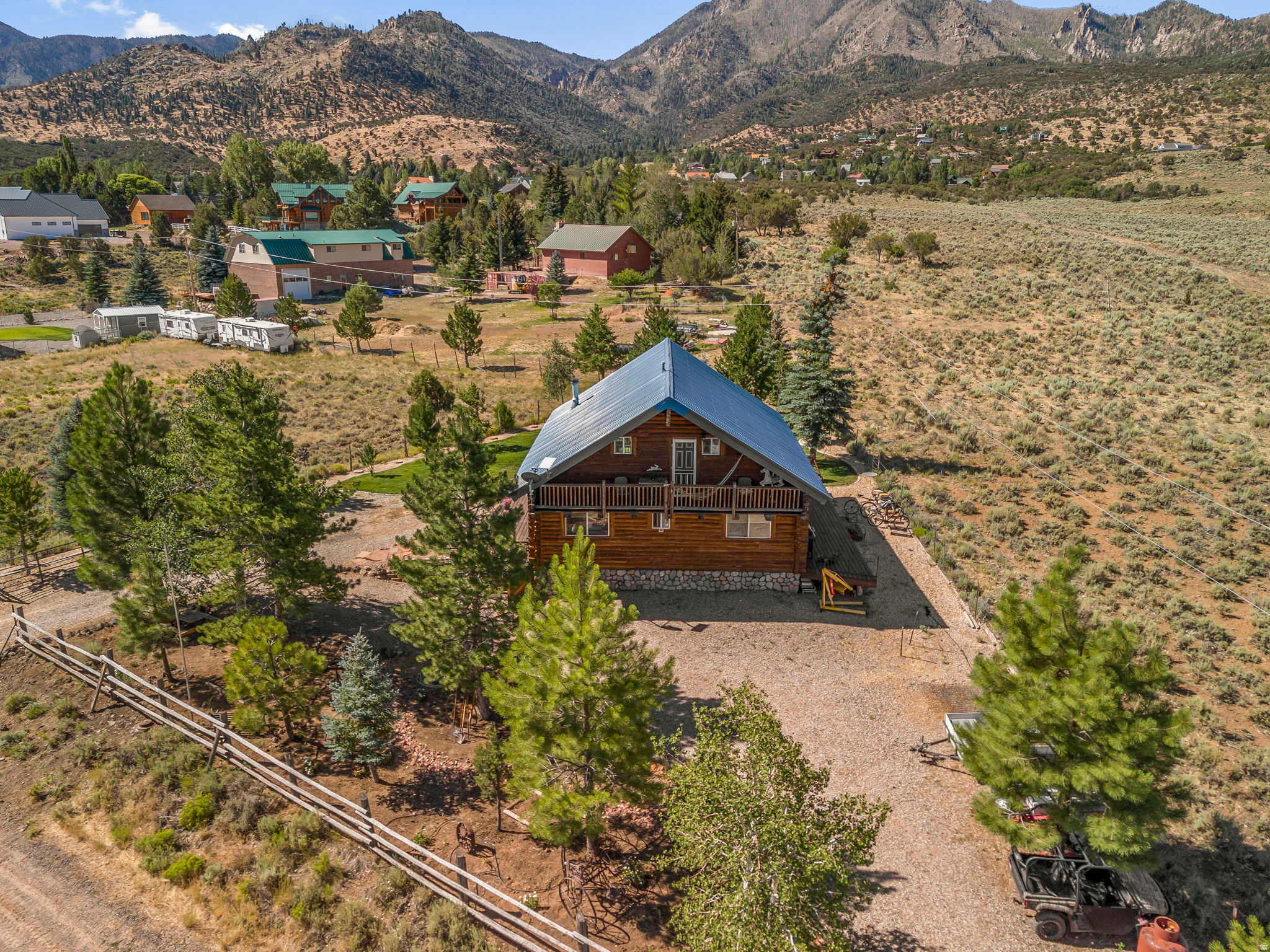 main property photo 41
