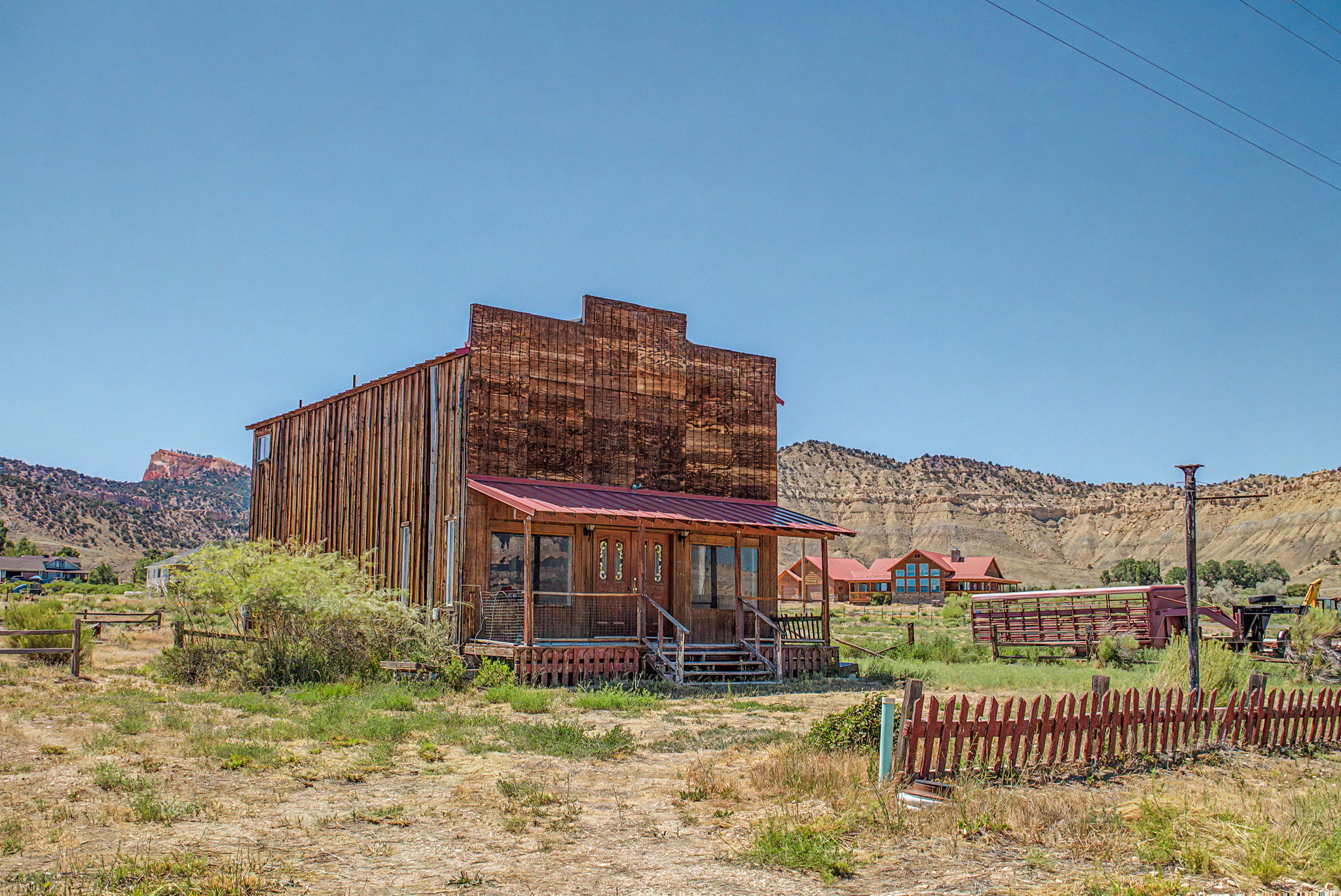main property photo 7