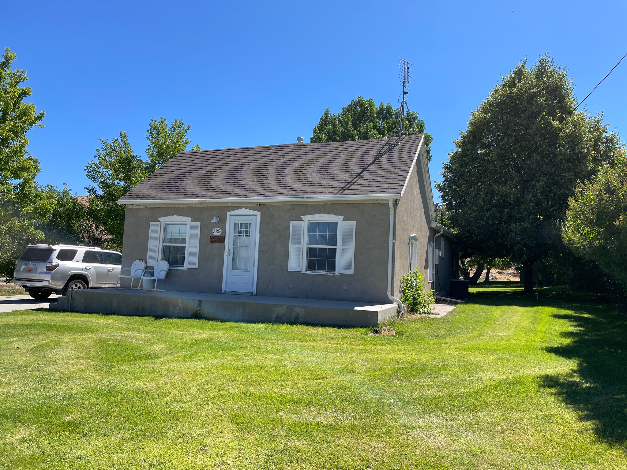 main property photo 1