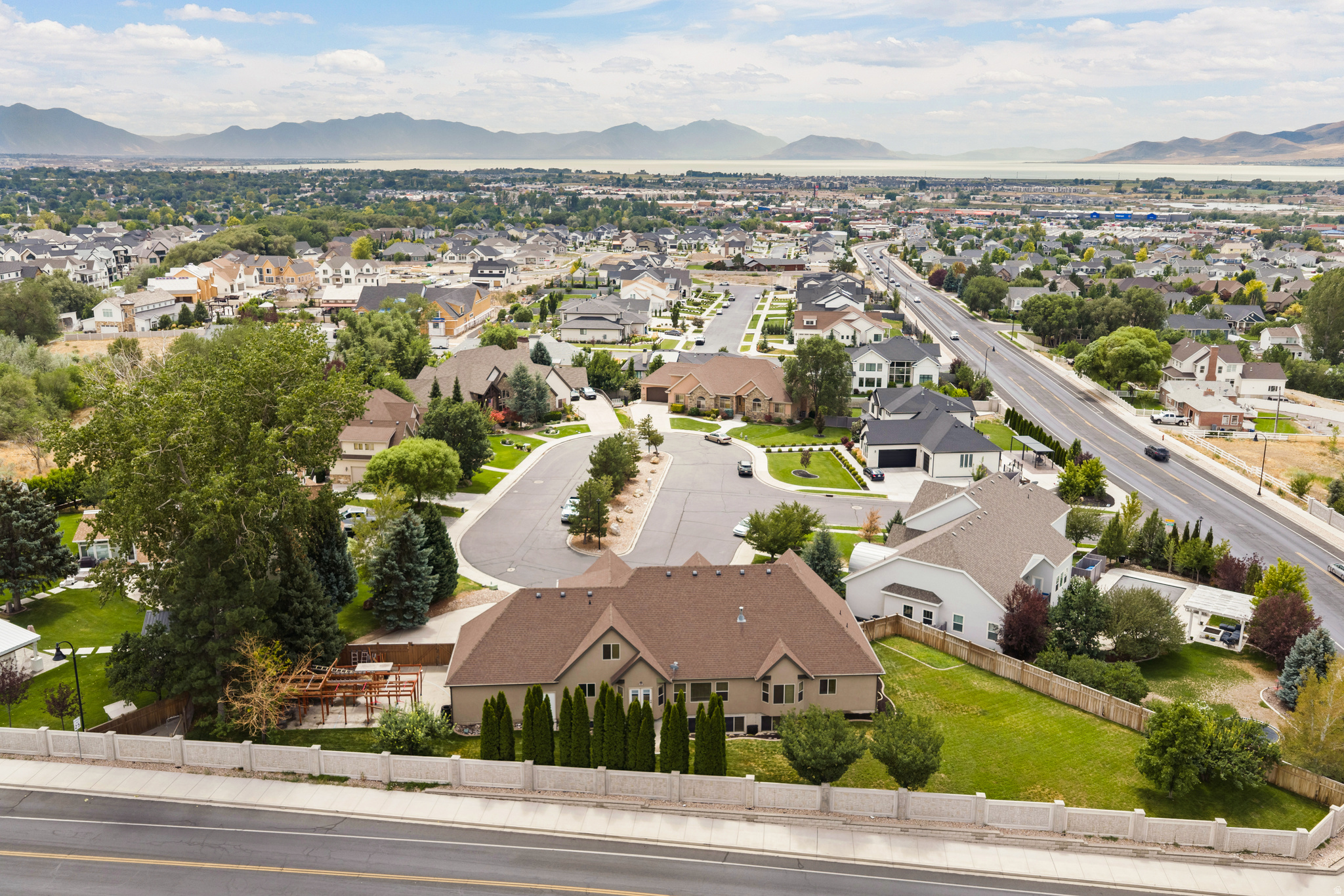 main property photo 54