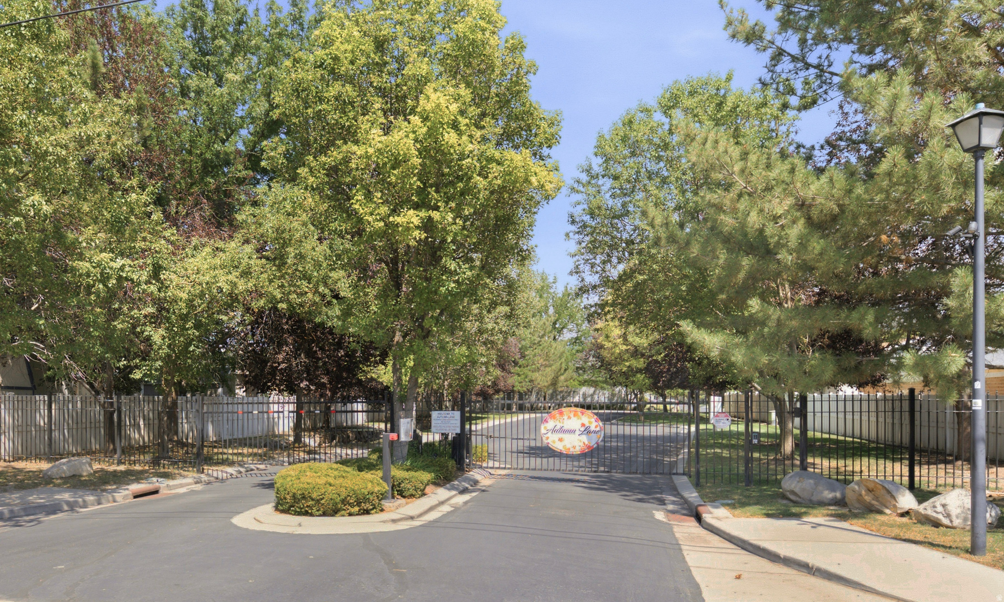 main property photo 19