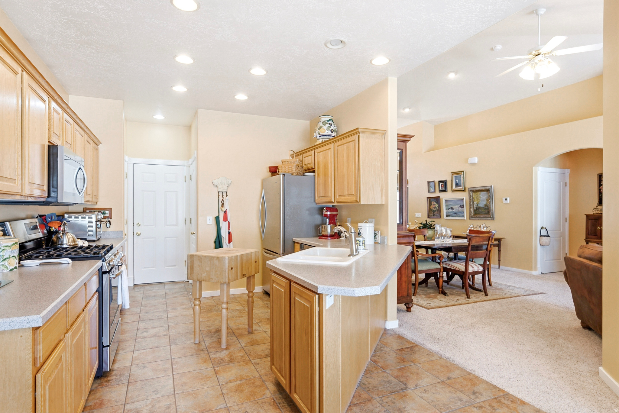 main property photo 9