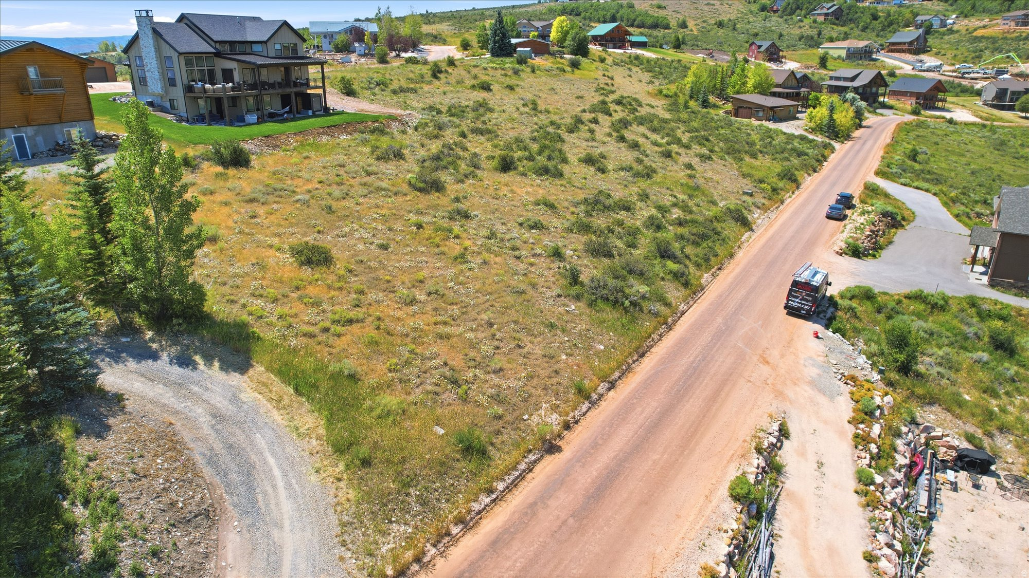 main property photo 13