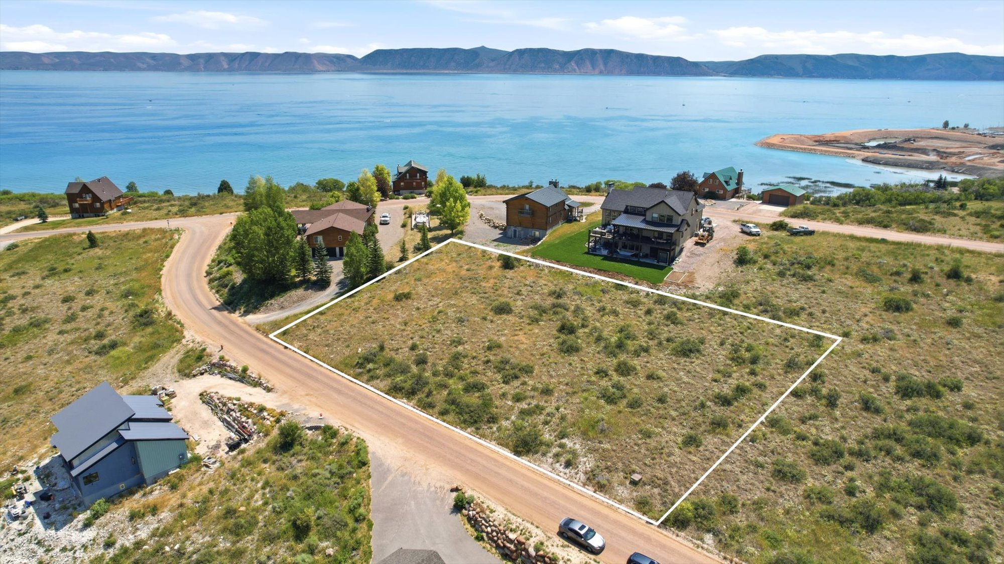 main property photo 6