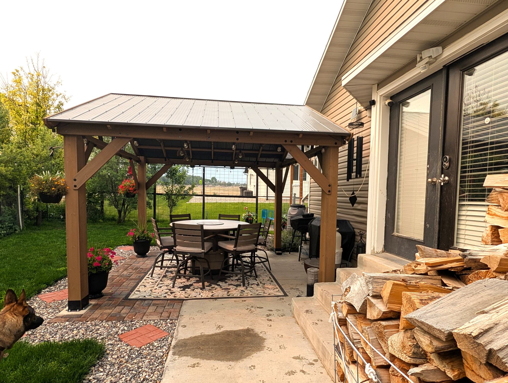 main property photo 23