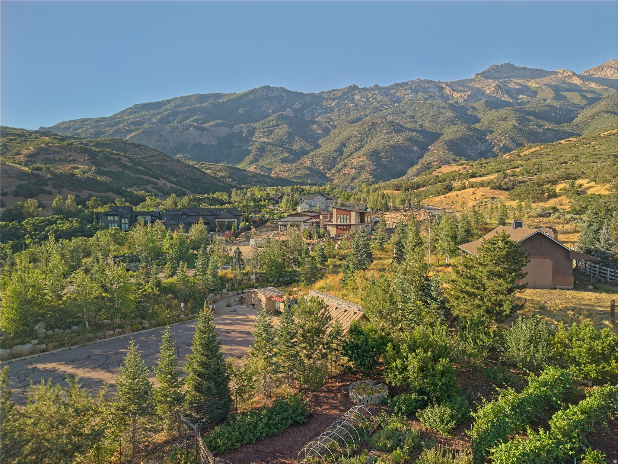 main property photo 16