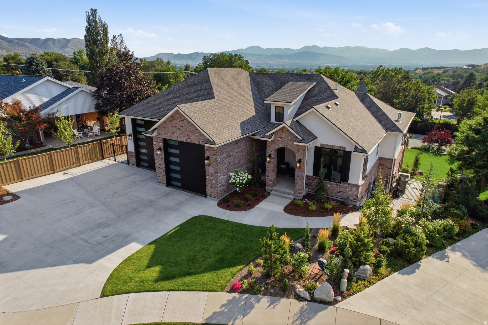 main property photo 160
