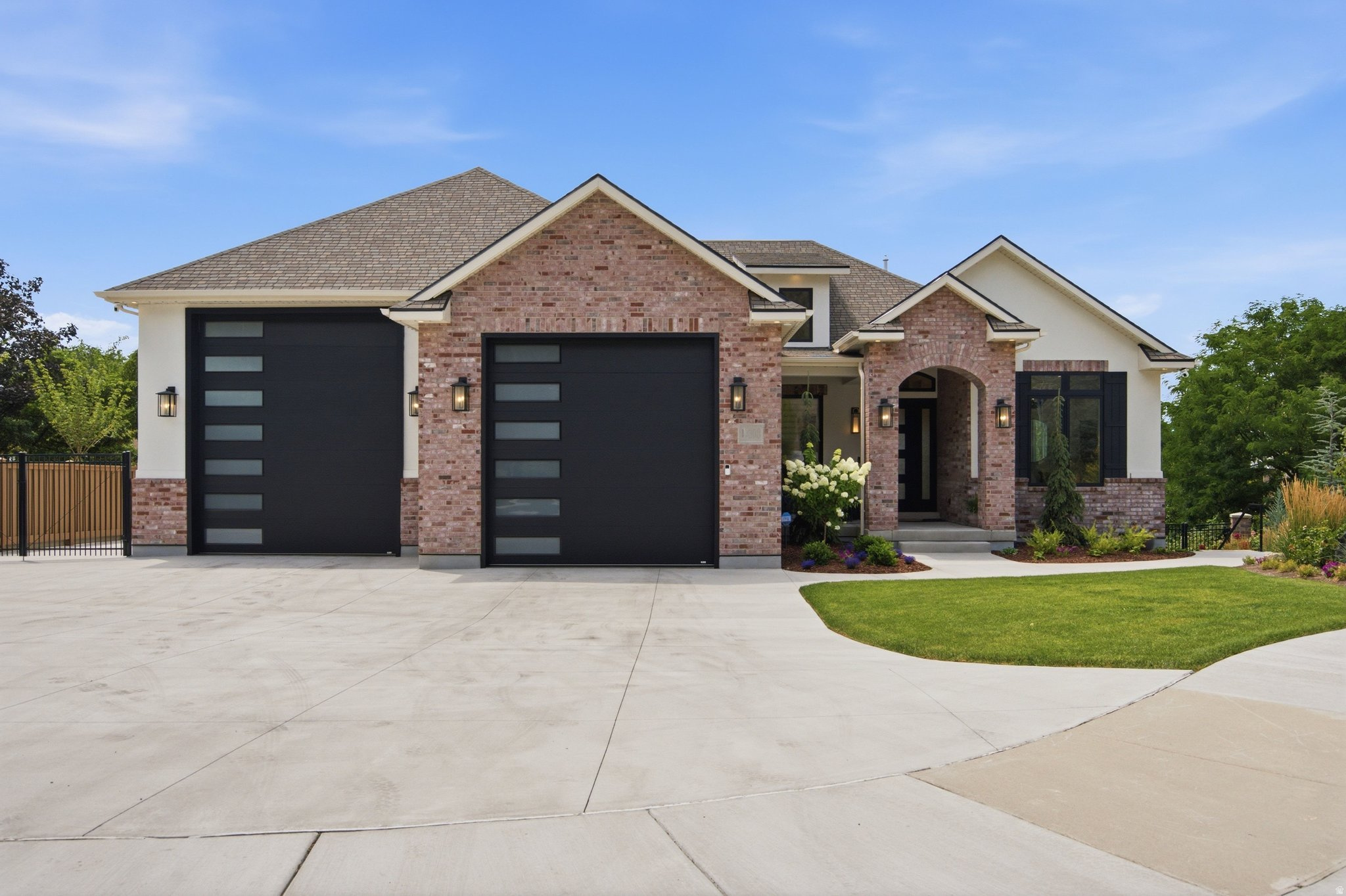 main property photo 223