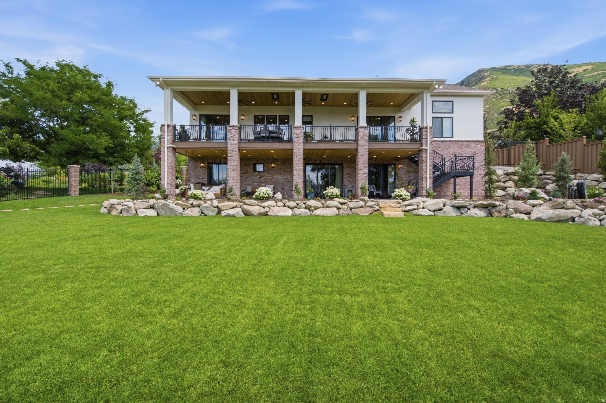 main property photo 244