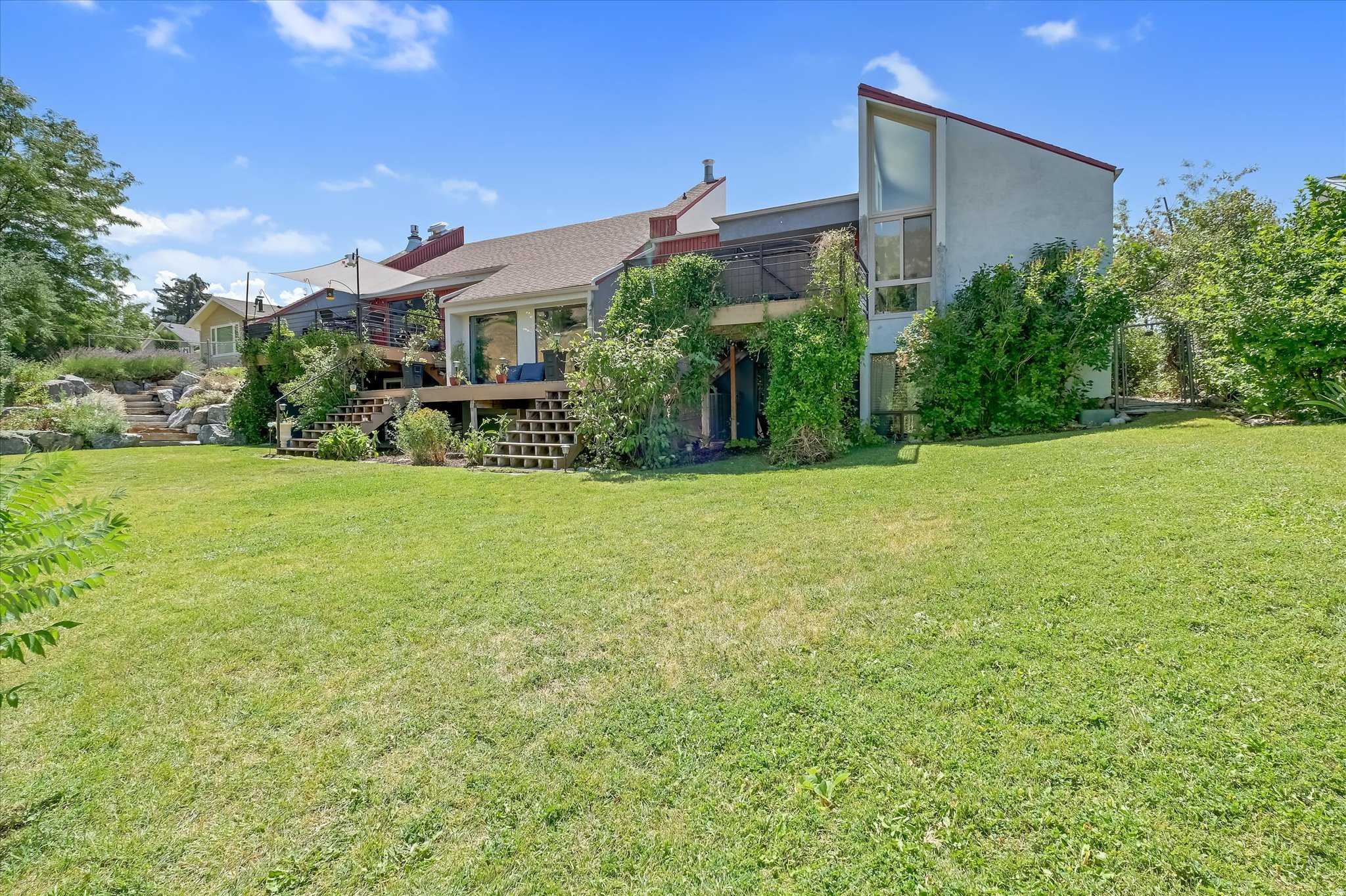 main property photo 63