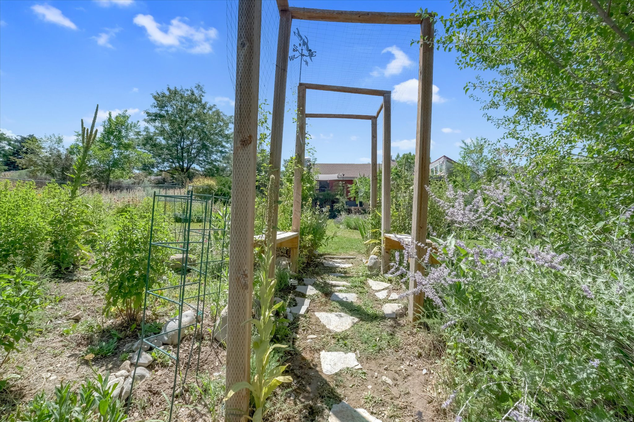 main property photo 70