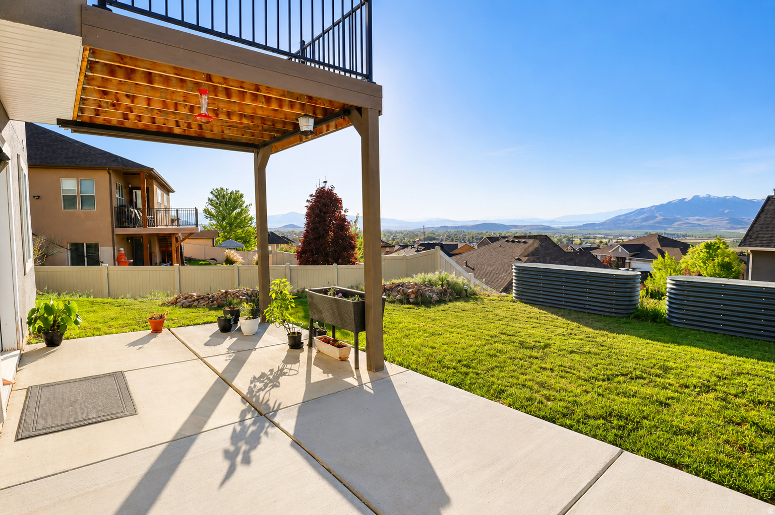 main property photo 68