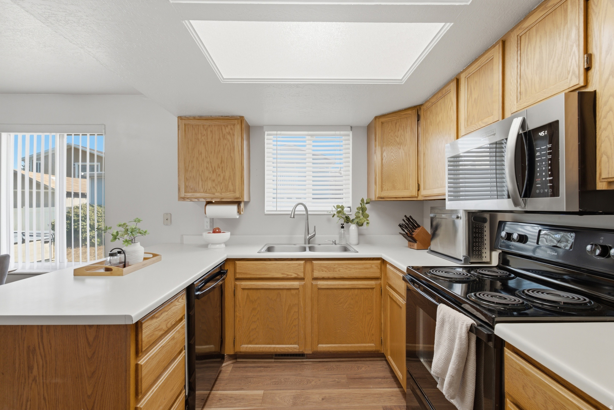 main property photo 13