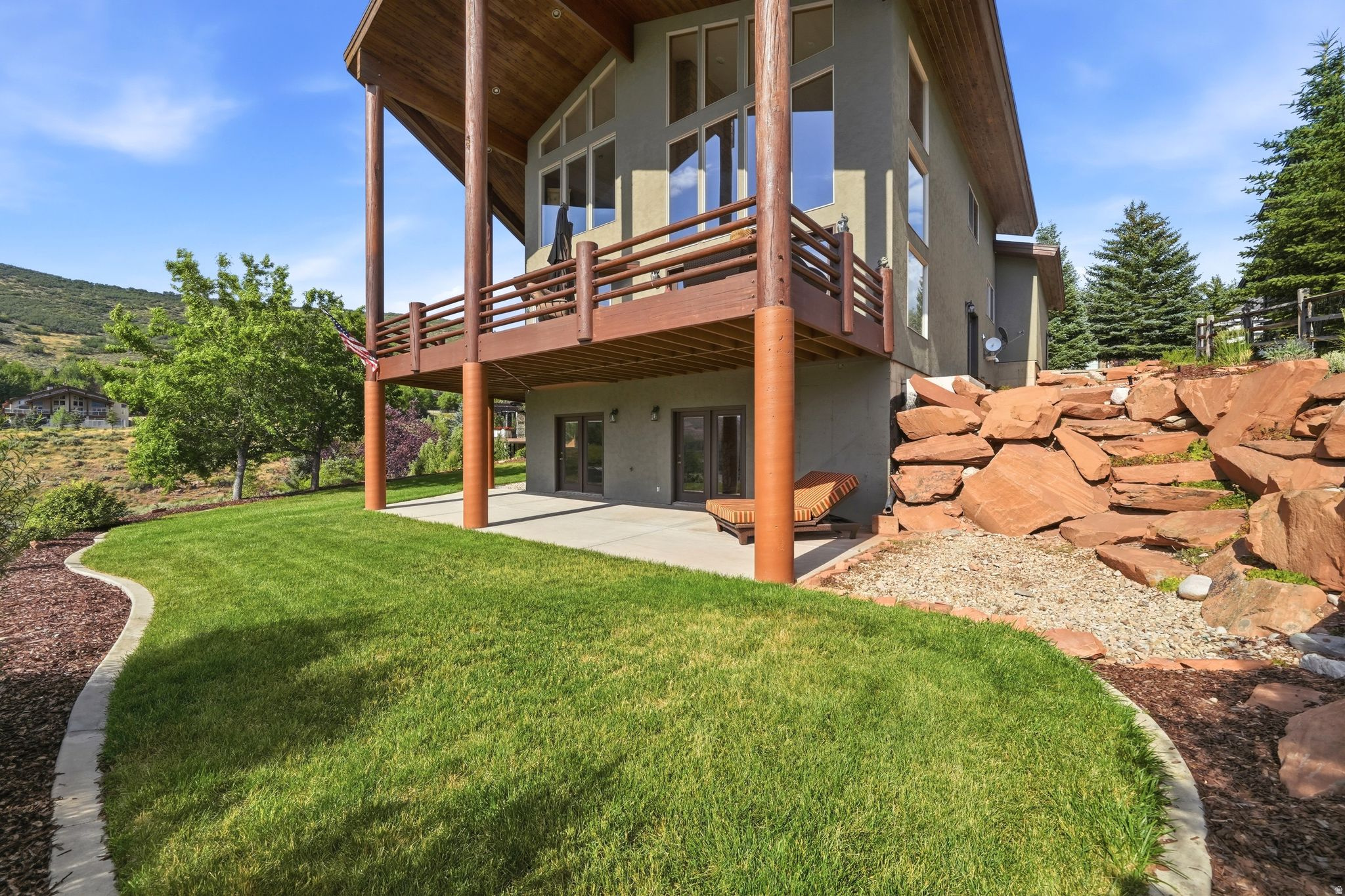 main property photo 45