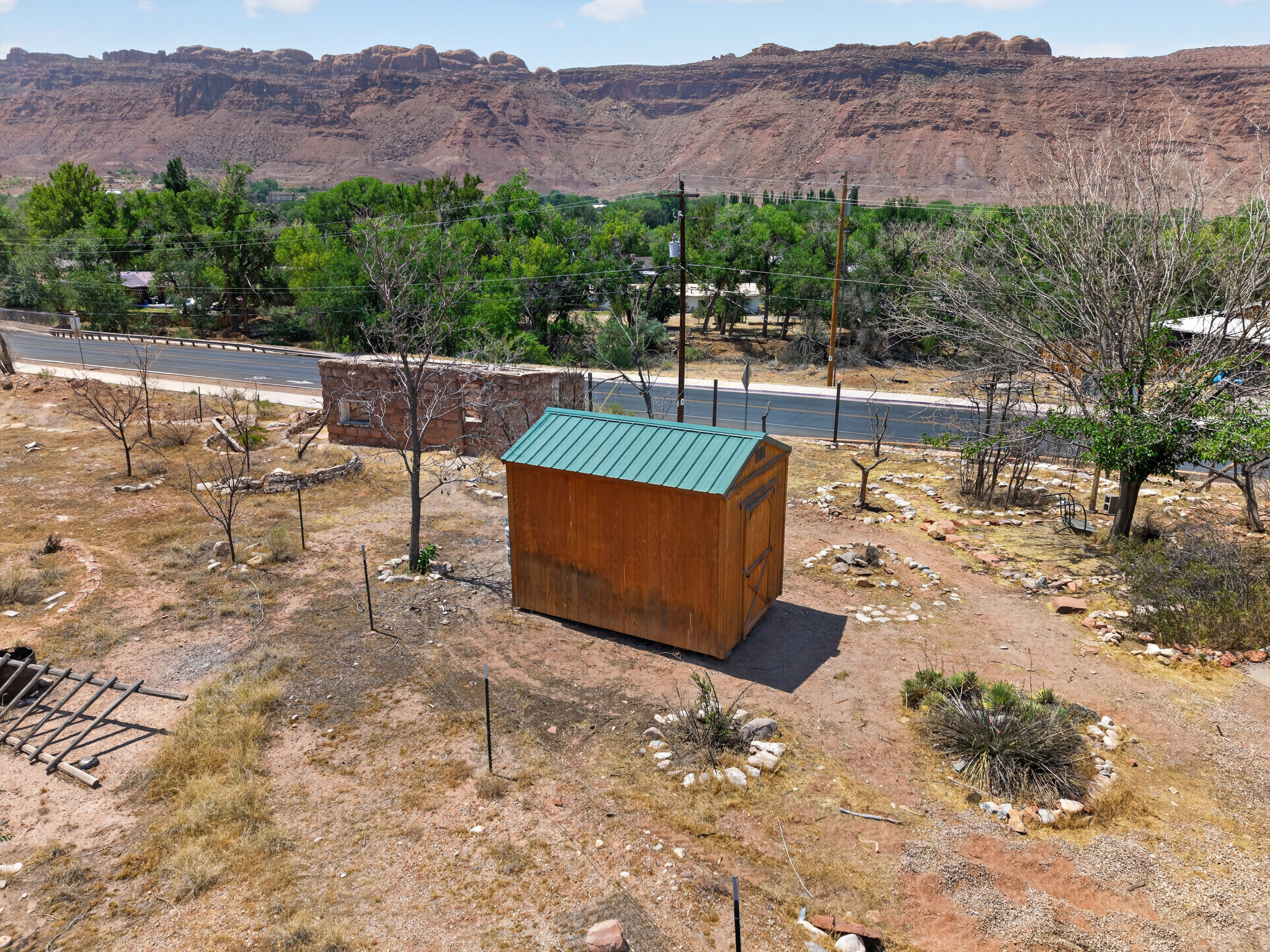 main property photo 19