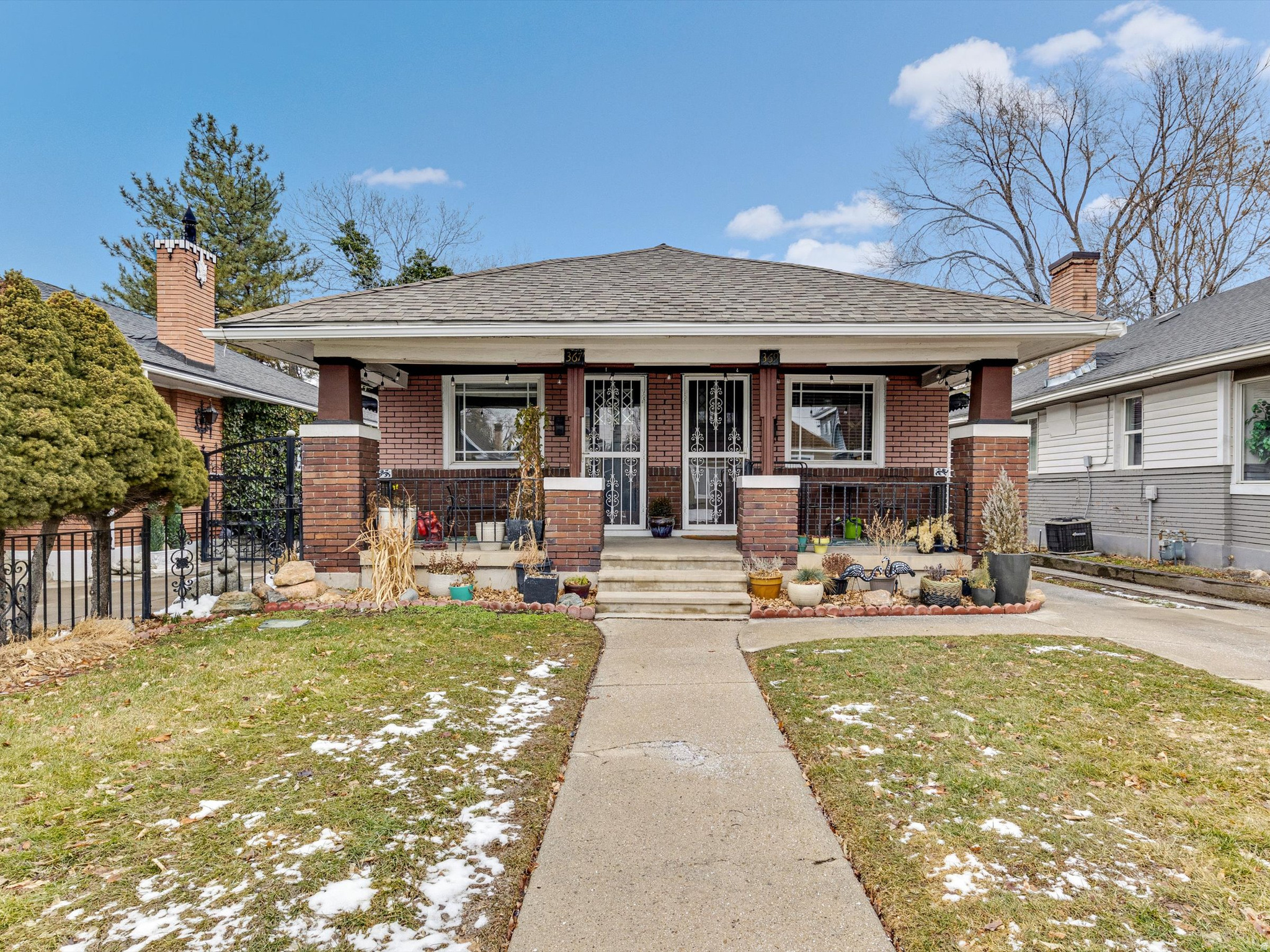 main property photo 32