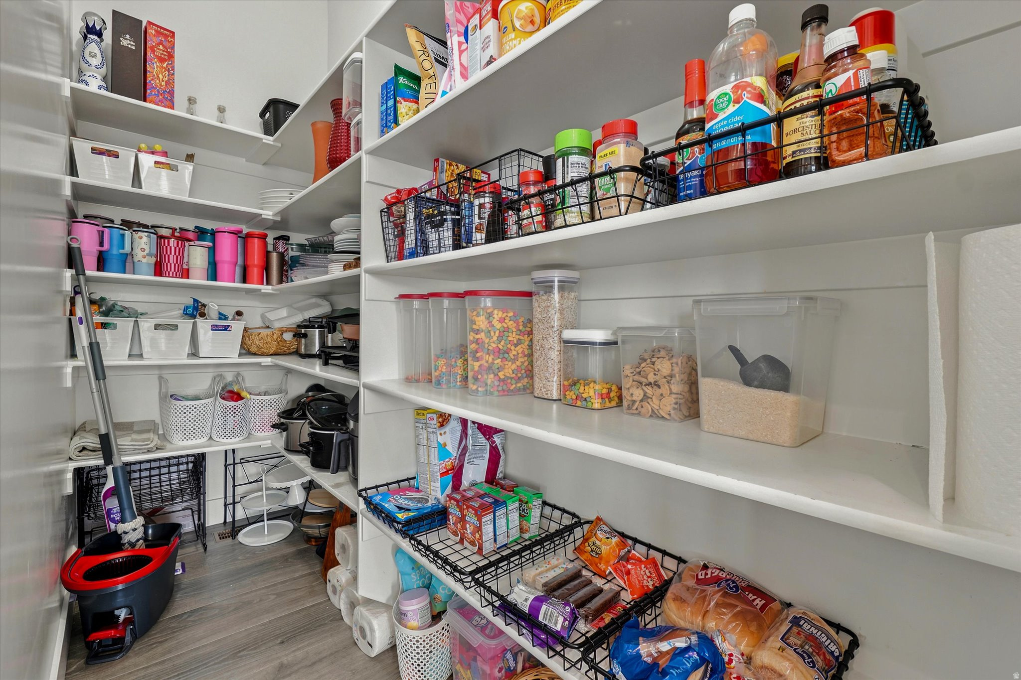 main property photo 17