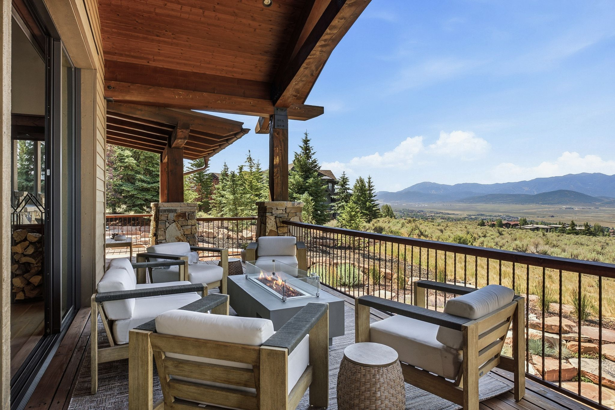 main property photo 67