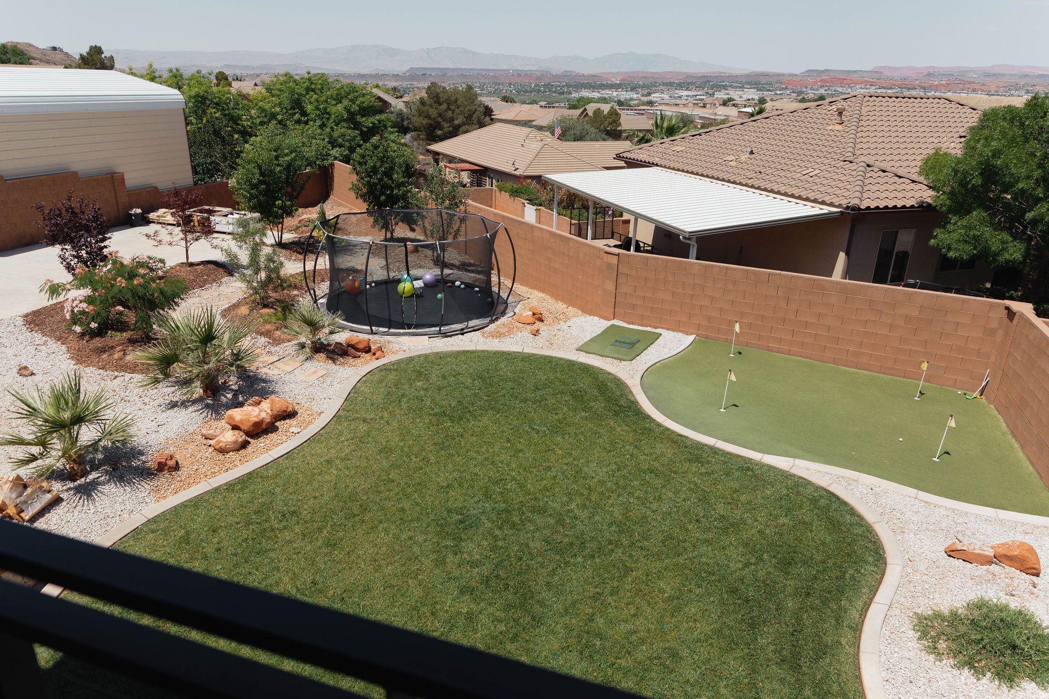 main property photo 18